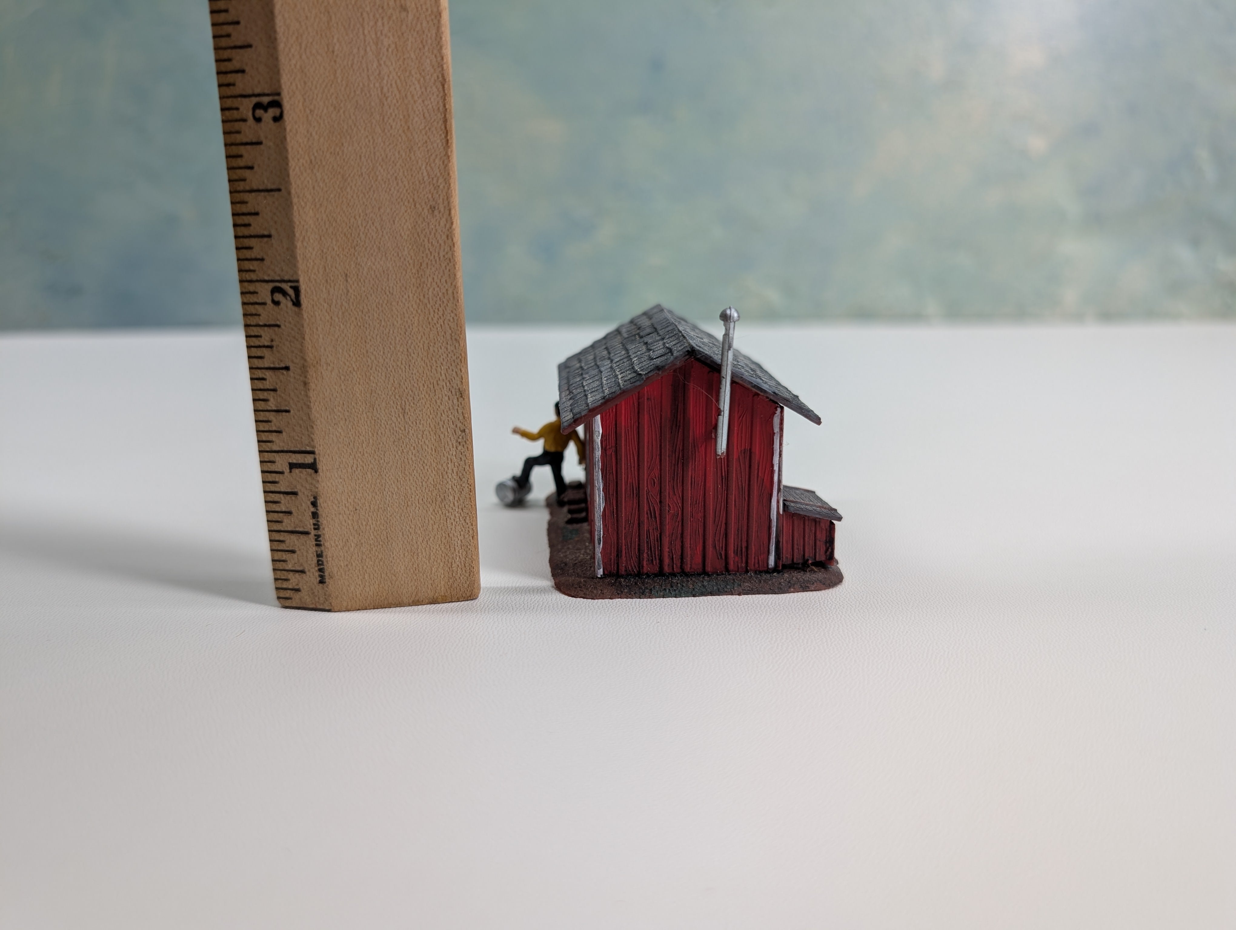USED HO Scale Red Trackside Shed