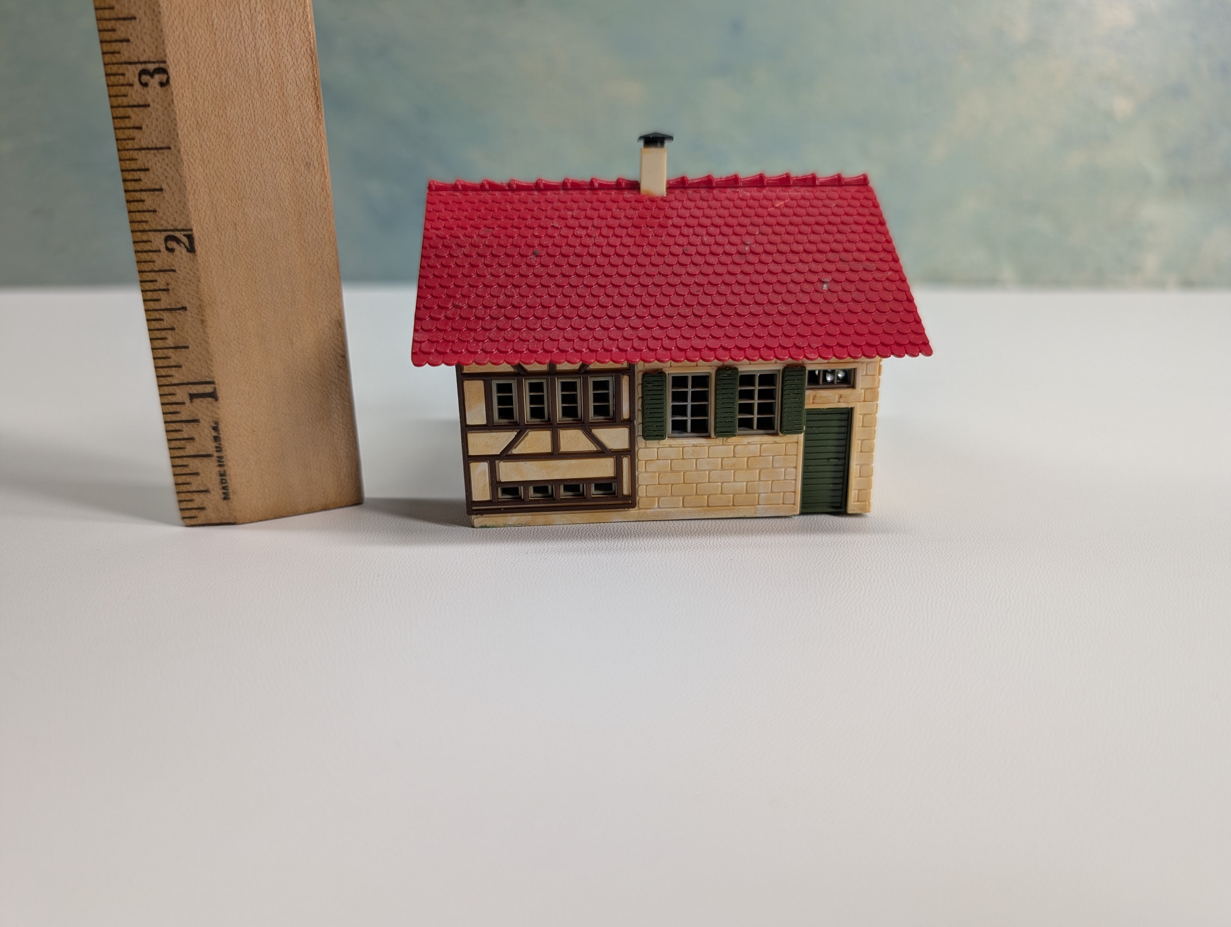 USED Faller 277D HO Scale Half Timbered Chalet