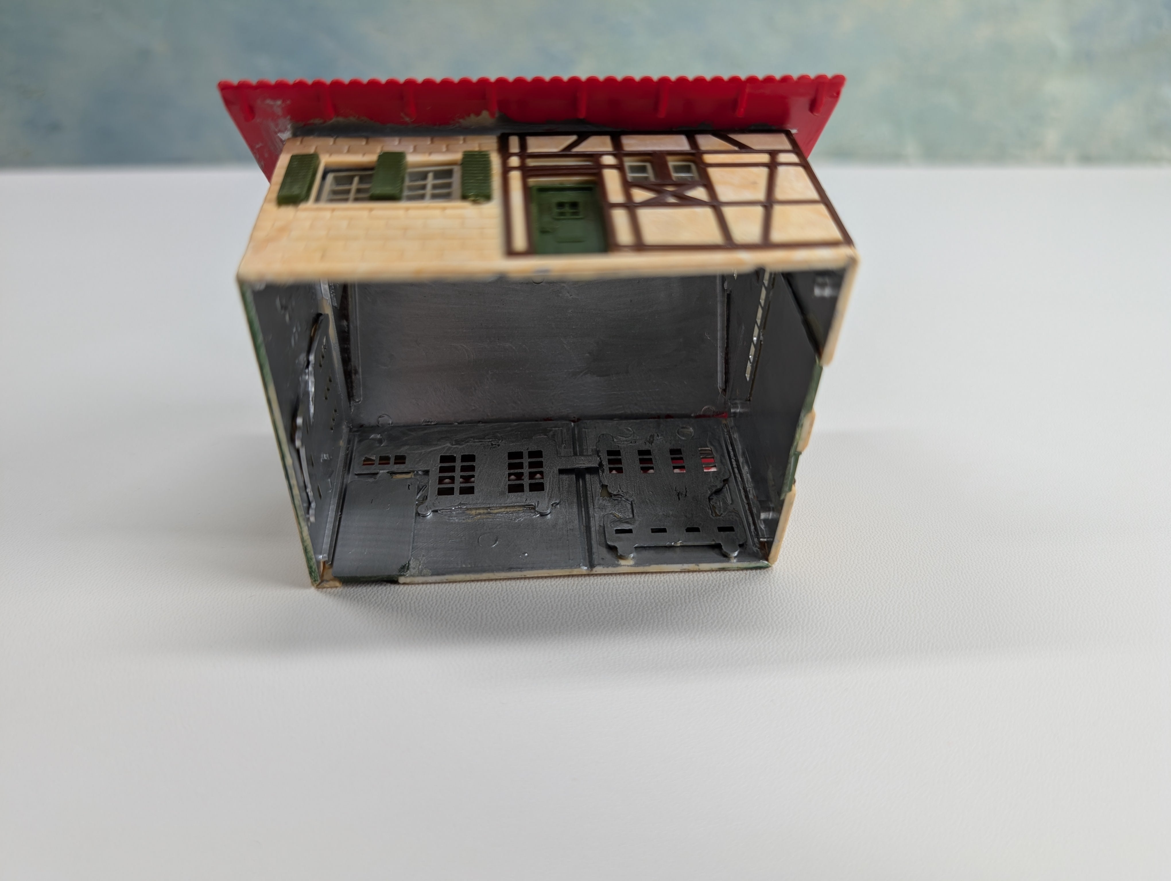 USED Faller 277D HO Scale Half Timbered Chalet
