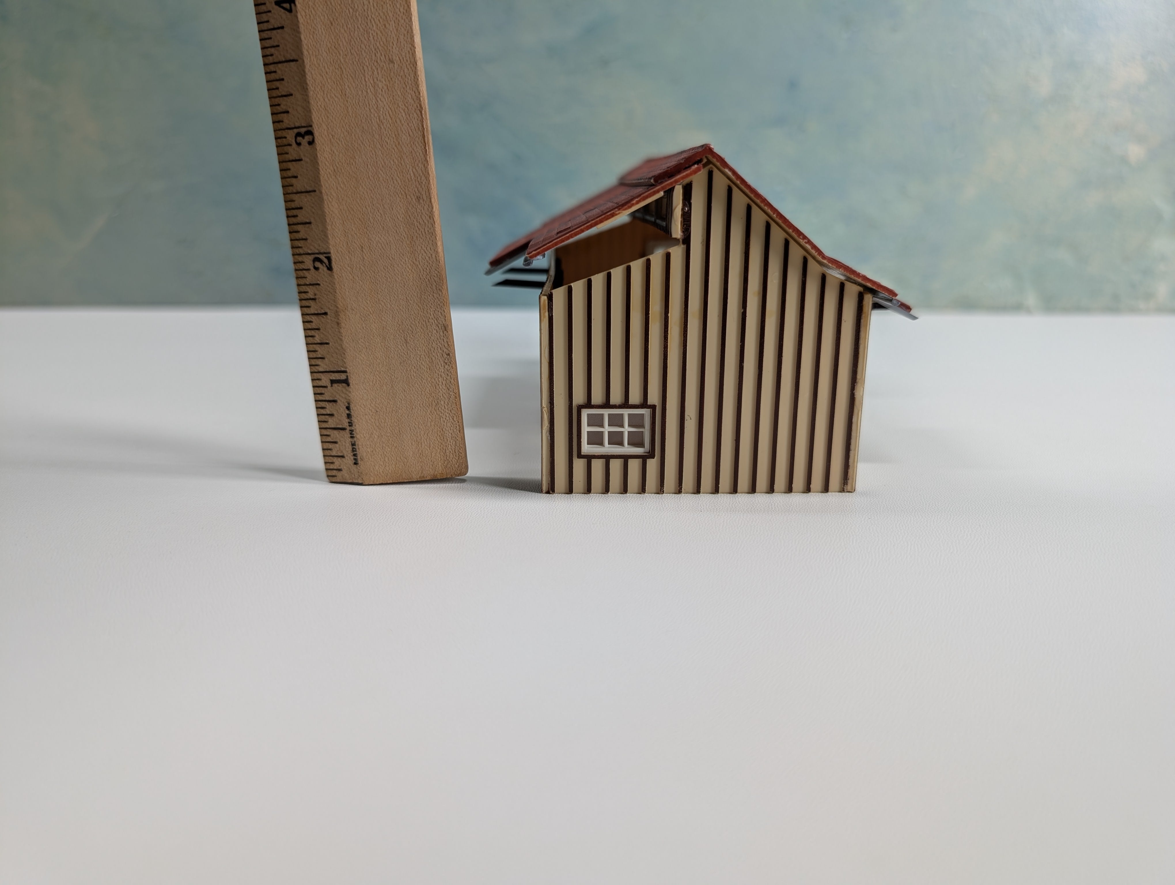 USED Vollmer HO Scale Freight Shed, Freight Station