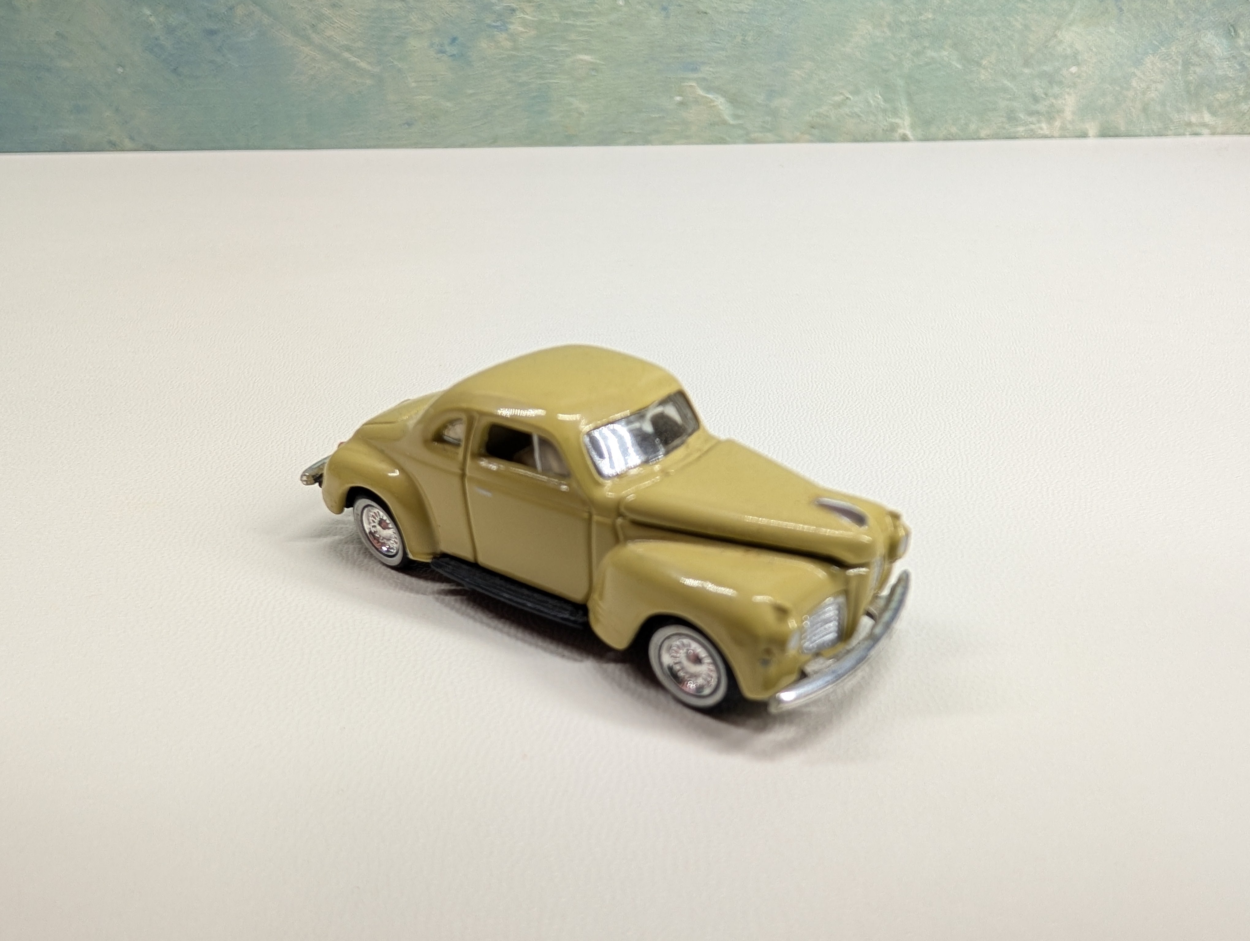 USED Classic Metal Works HO Scale 1941 Plymouth Hardtop