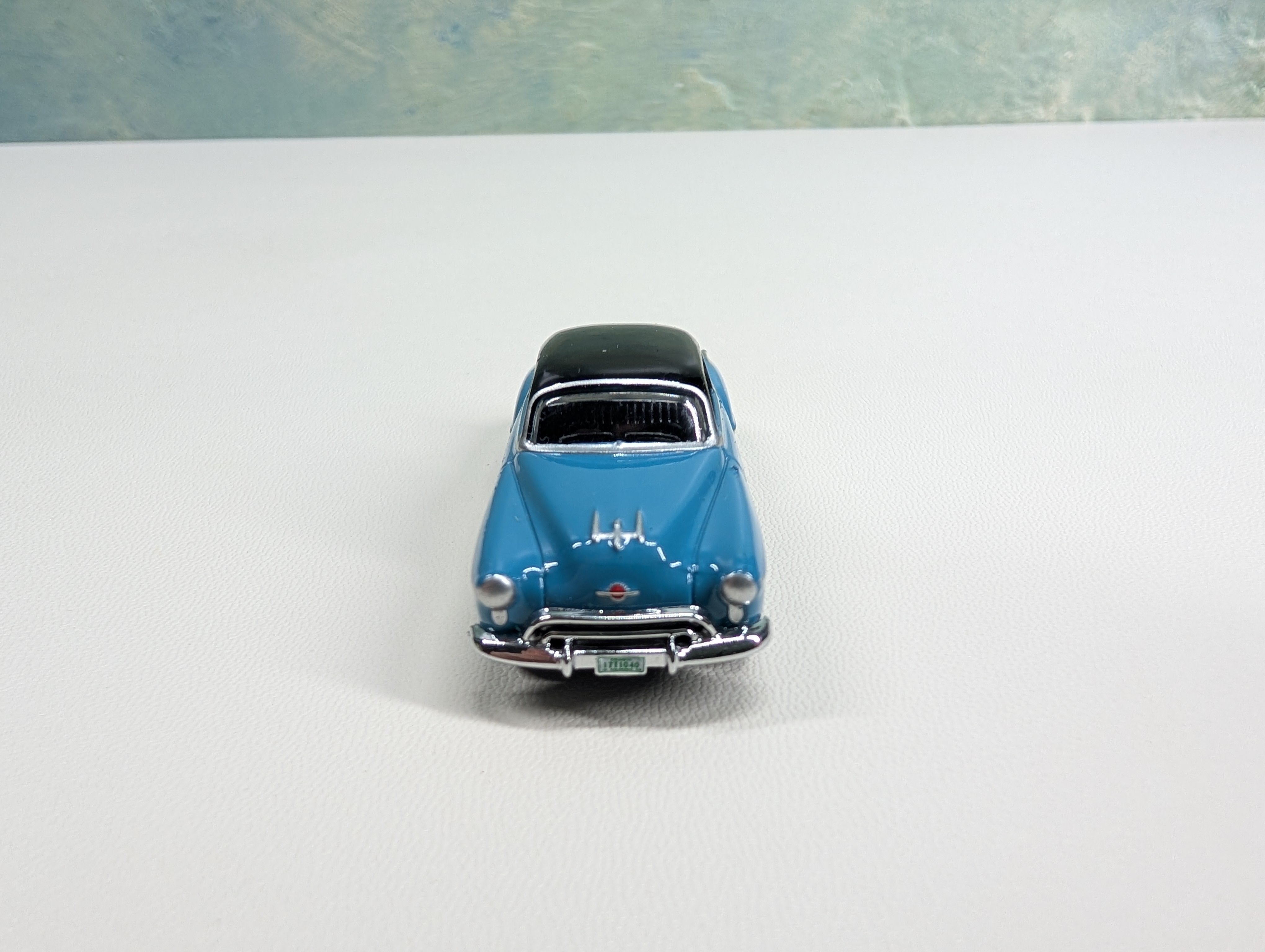 USED Oxford Diecast HO Scale 1950s GM Oldsmobile Rocket, Blue
