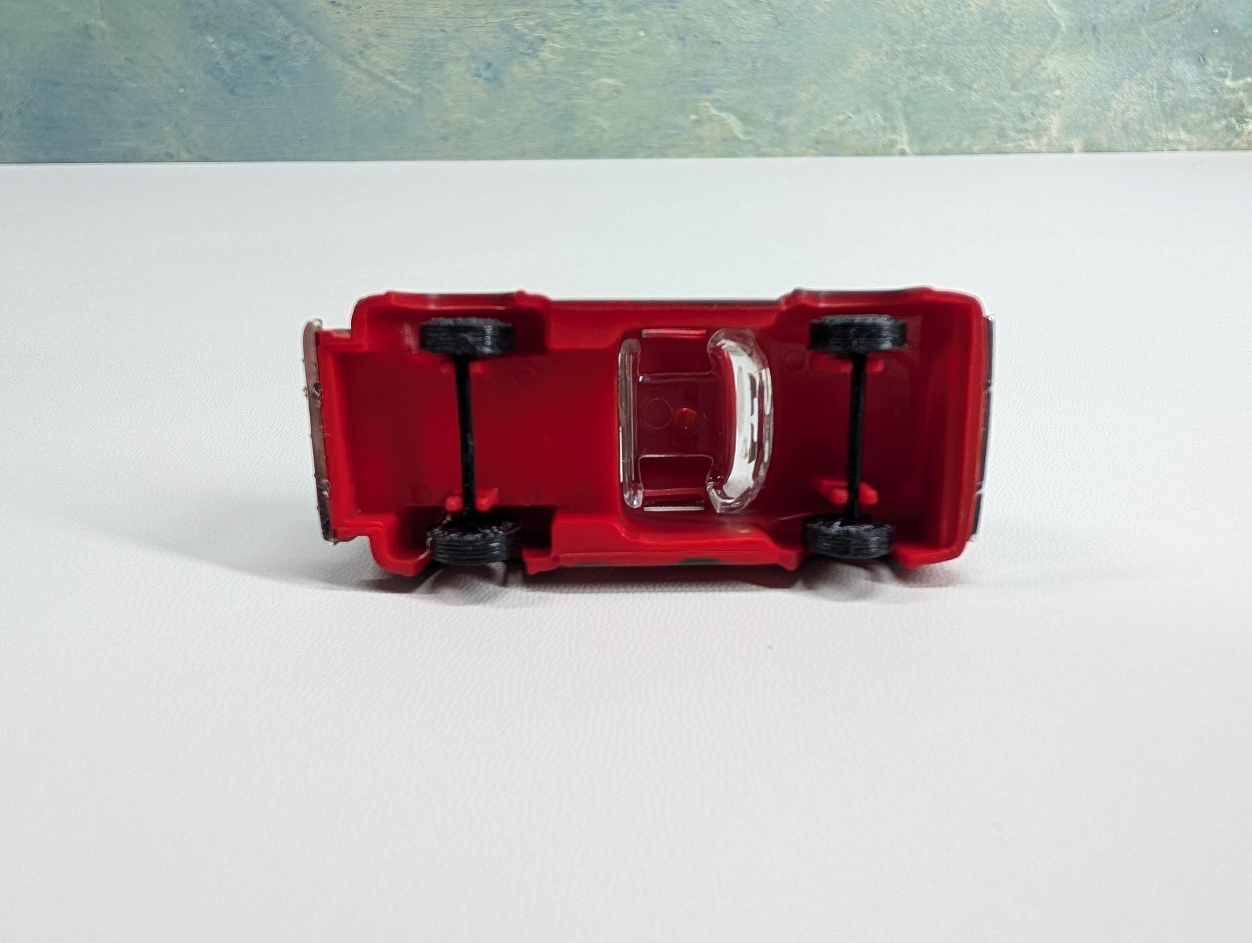 USED HO Scale Red Pick-Up Truck