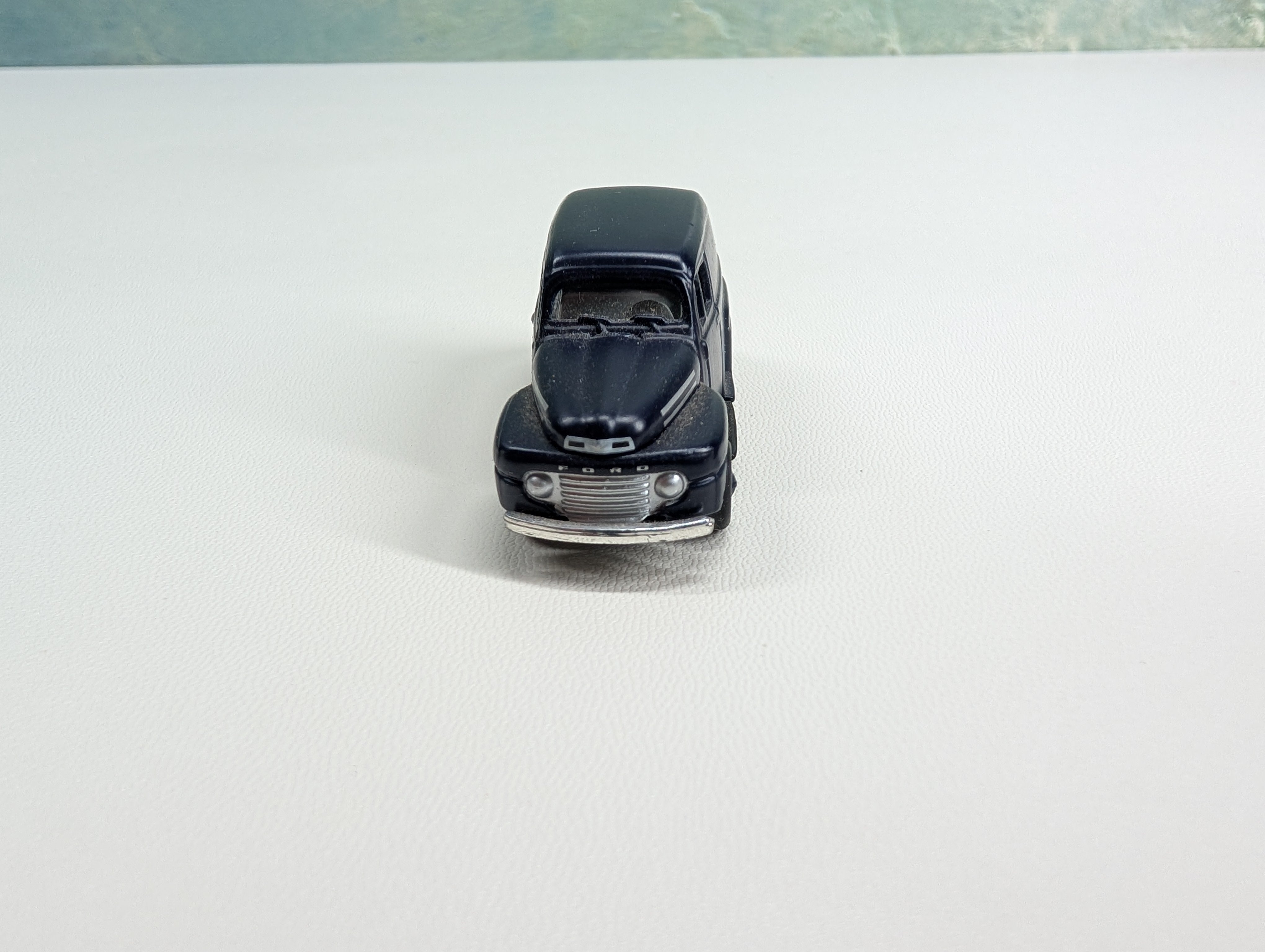 USED Classic Metal Works HO Scale 1948 Ford Delivery Truck, Dark Blue
