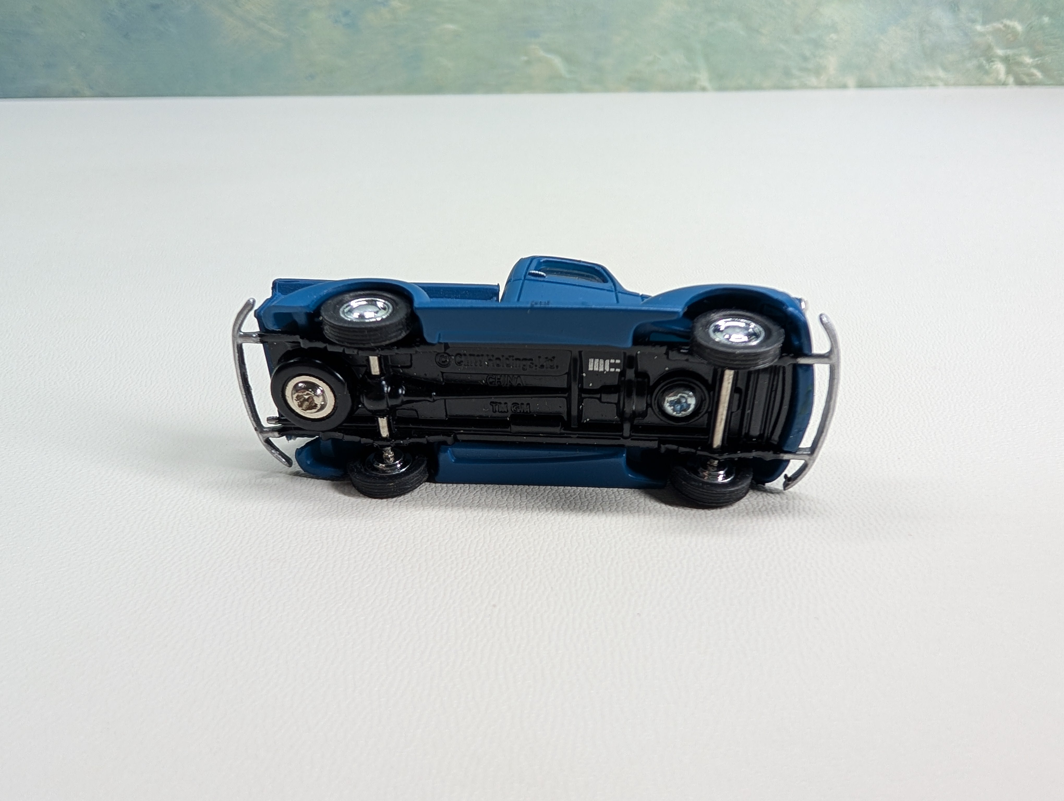 USED Classic Metal Works HO Scale GM Blue Pick-Up Truck