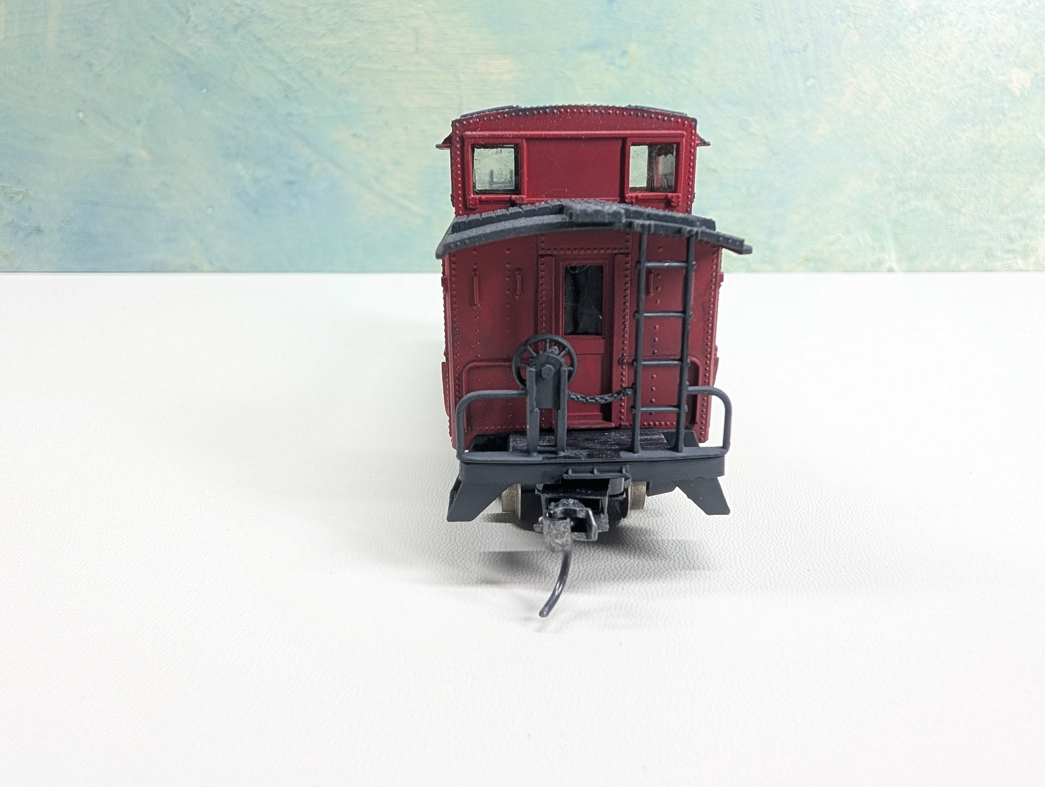 USED Rivarossi HO Scale Caboose Norfolk & Western N&W #530303 Metal Wheels