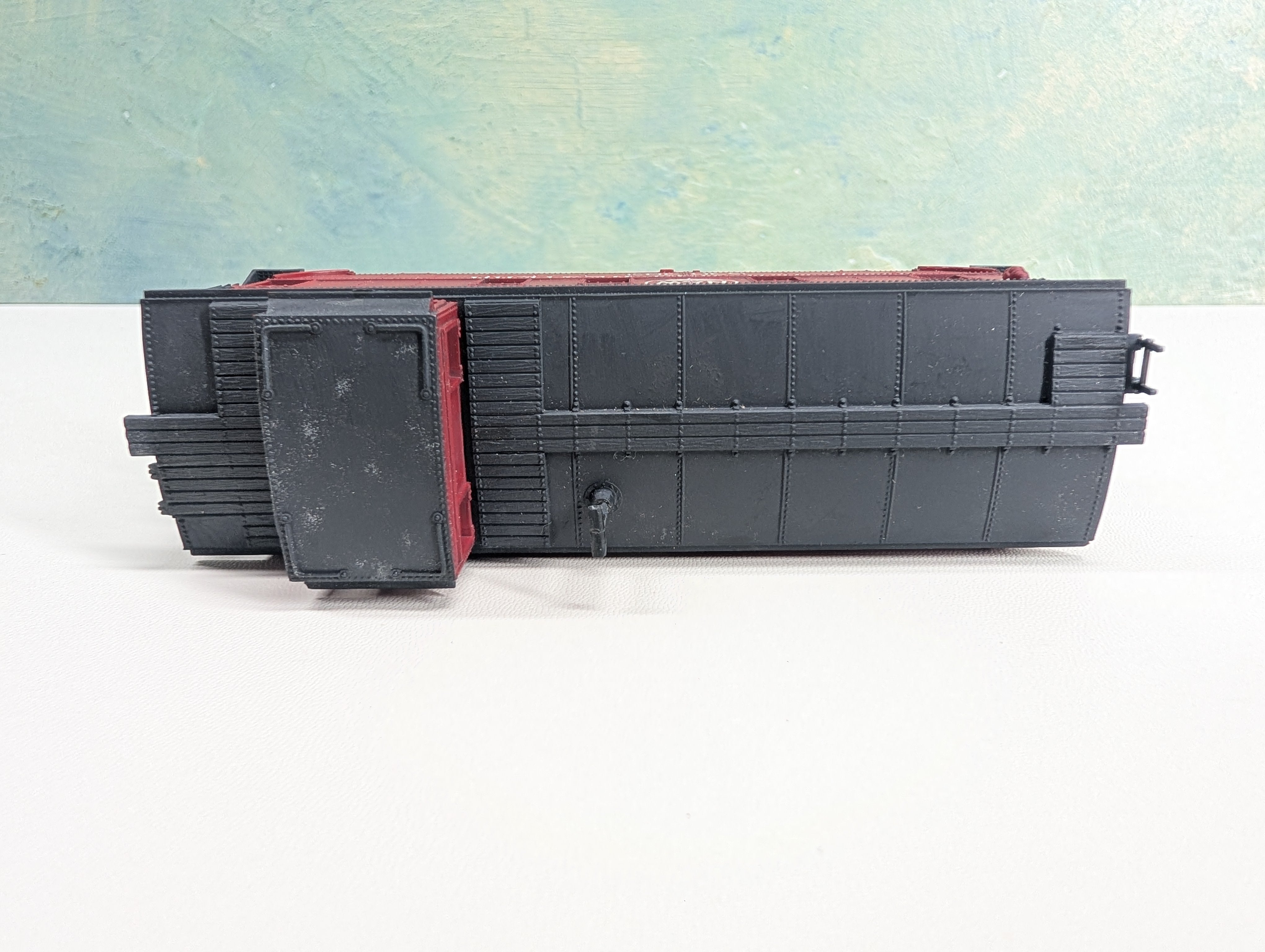 USED Rivarossi HO Scale Caboose Norfolk & Western N&W #530303 Metal Wheels