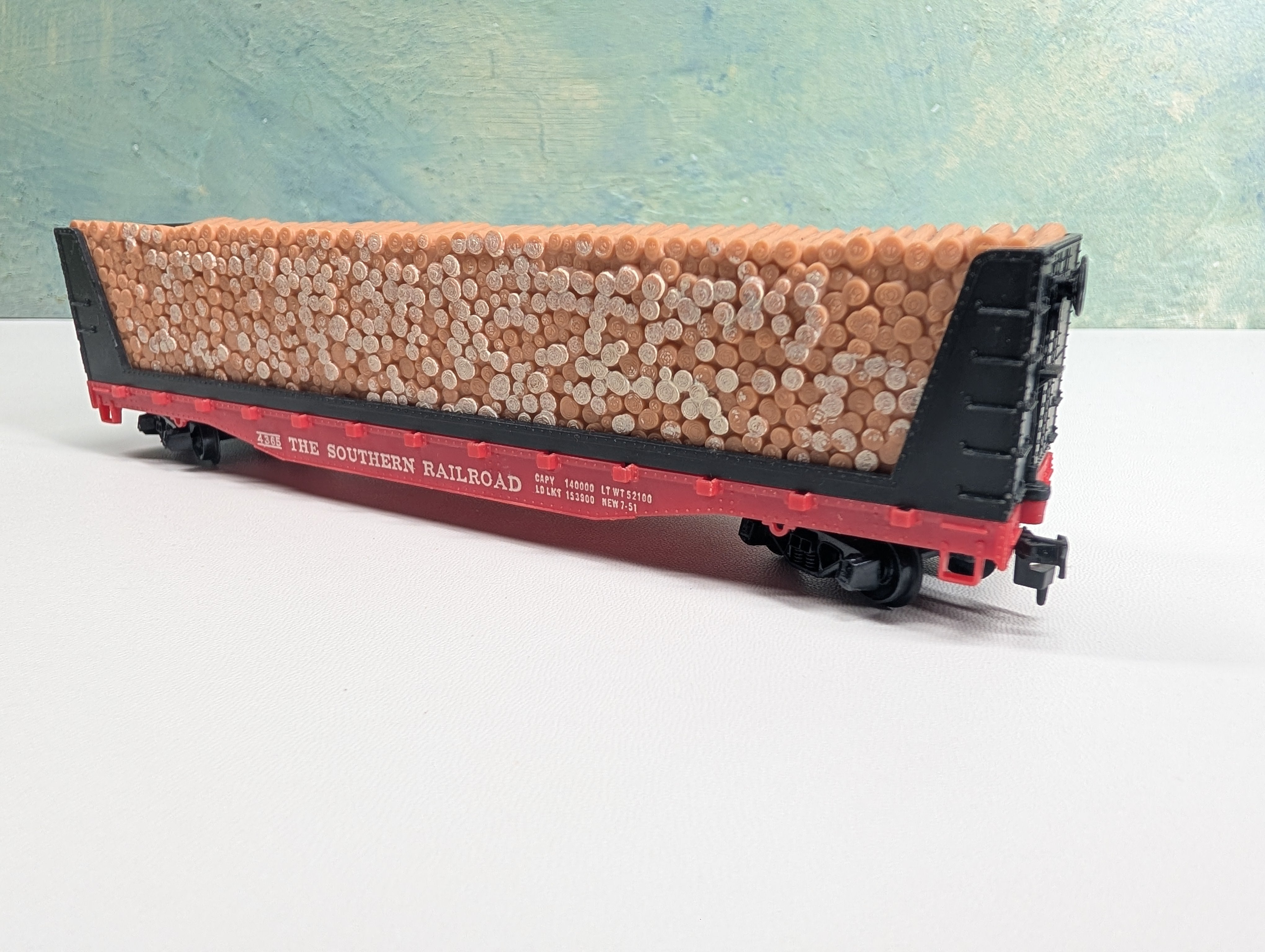 USED Tyco HO Scale 50' Bulkhead Flat Car w/ Pulpwood with Brake Wheel! Southern #4365