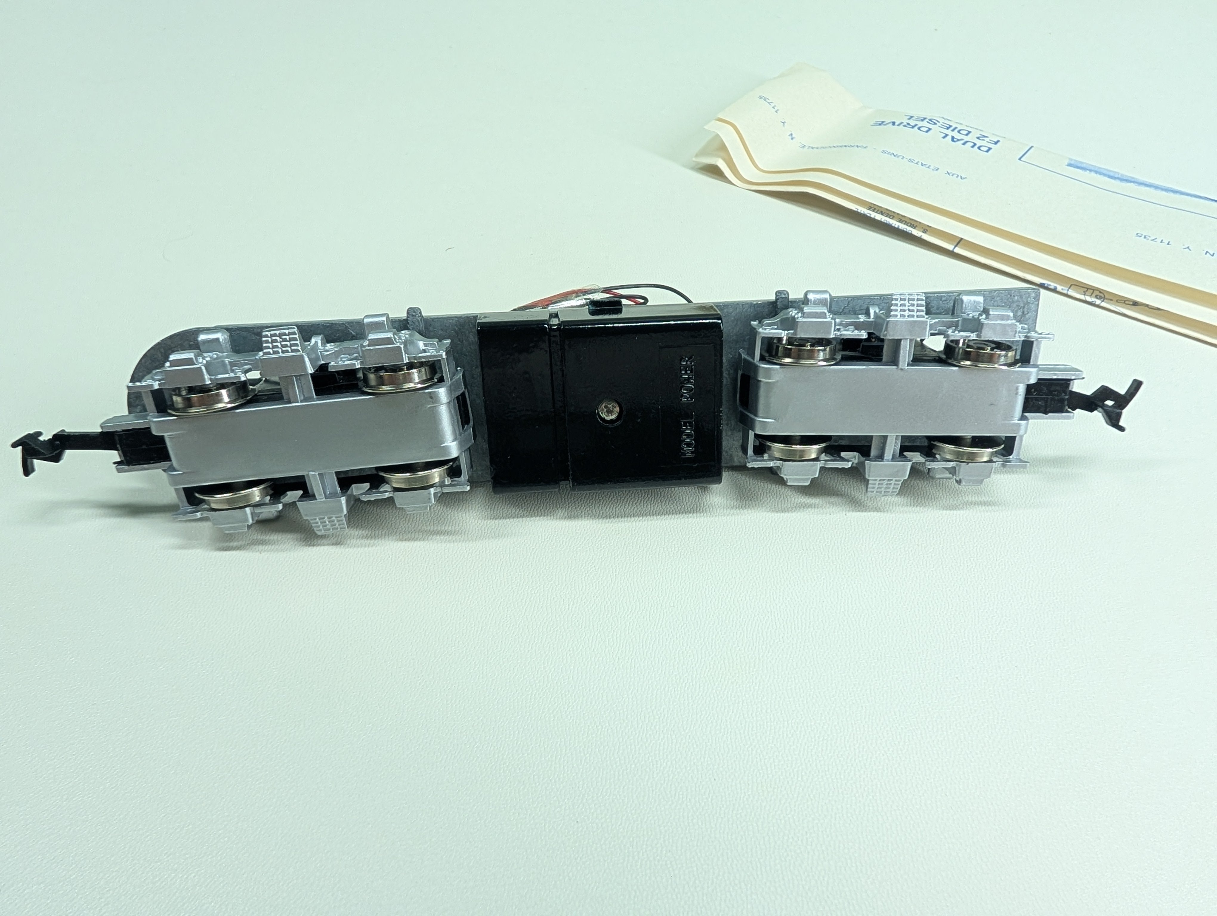 USED Model Power HO Scale F2 Diesel Locomotive Southern #6133 Parts/Repairs DC