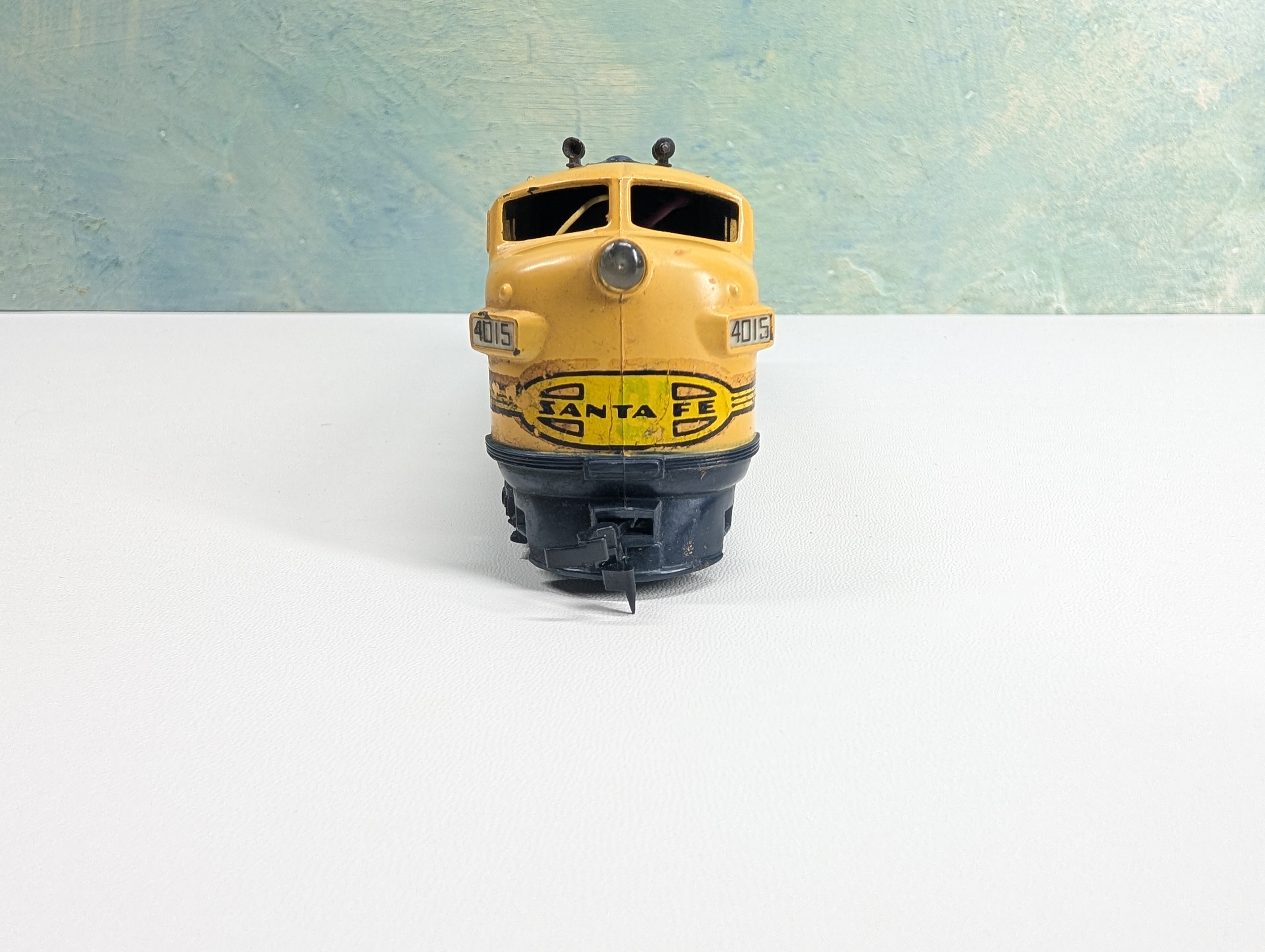 USED Tyco HO Scale A Unit Diesel Locomotive Santa Fe ATSF Tested! DC