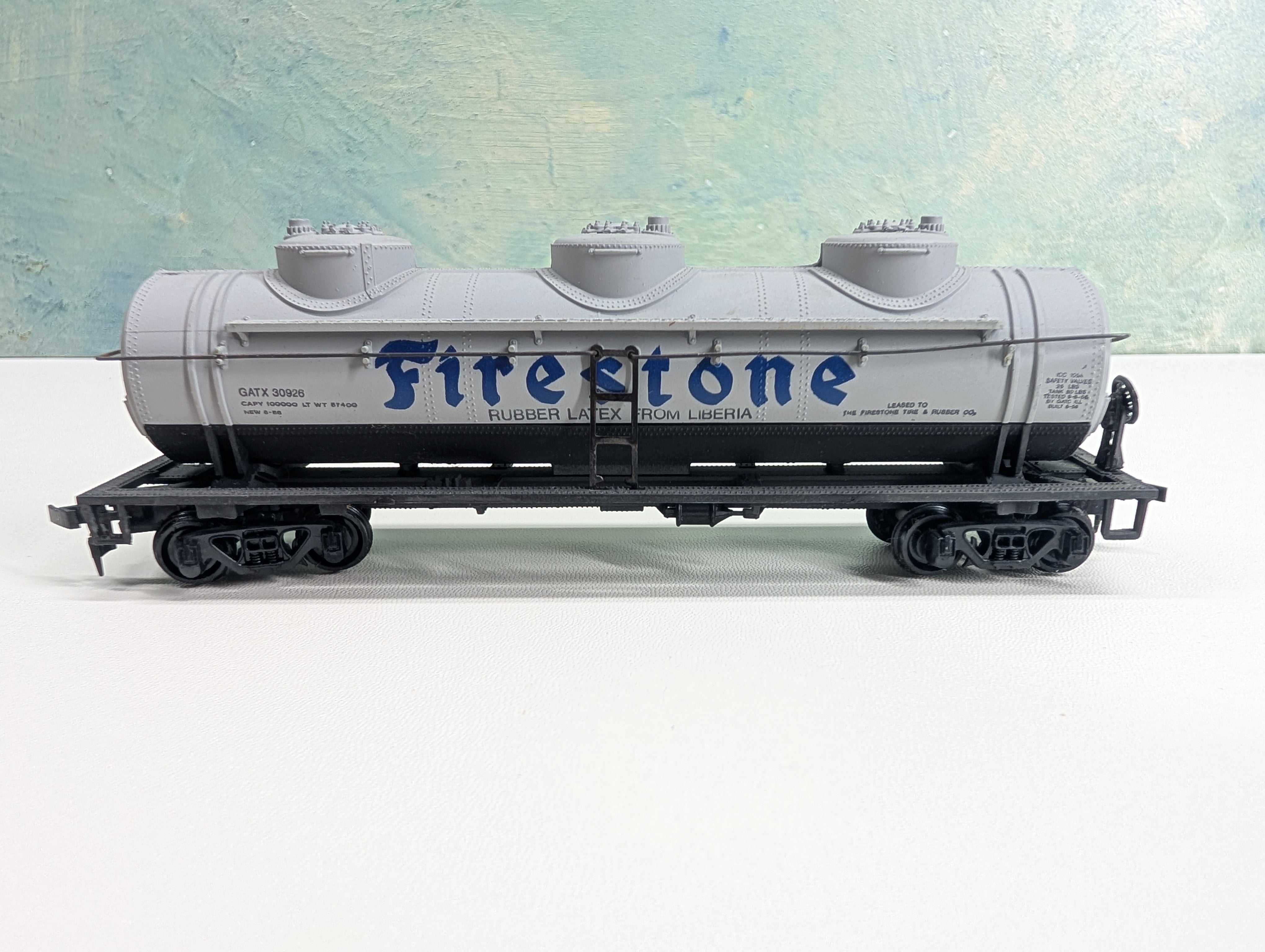 USED Bachmann HO Scale Triple Dome Tank Car Firestone GATX #30926