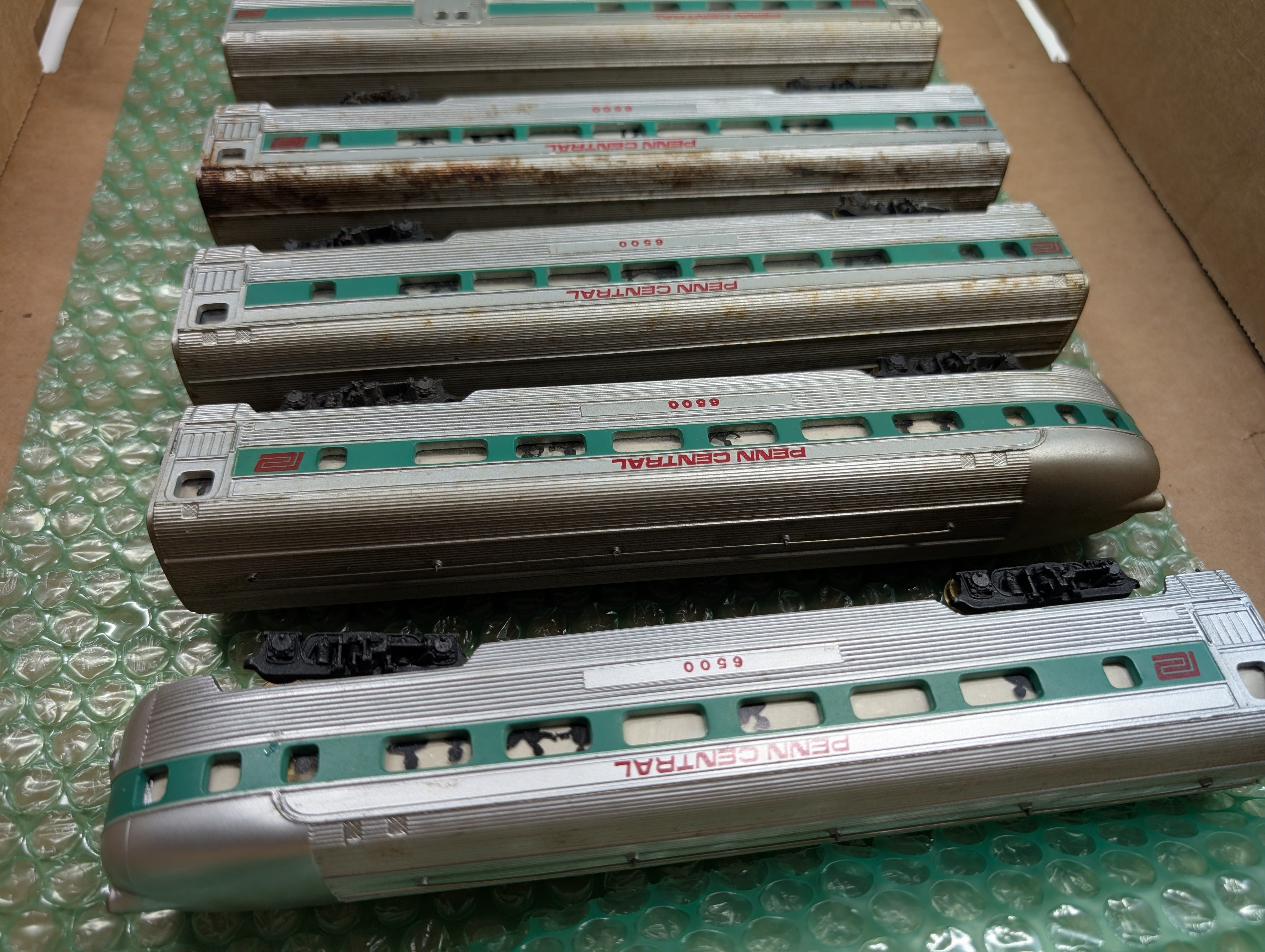 USED Tyco HO Scale Lot of Passenger Cars Penn Central PC (7 pcs)