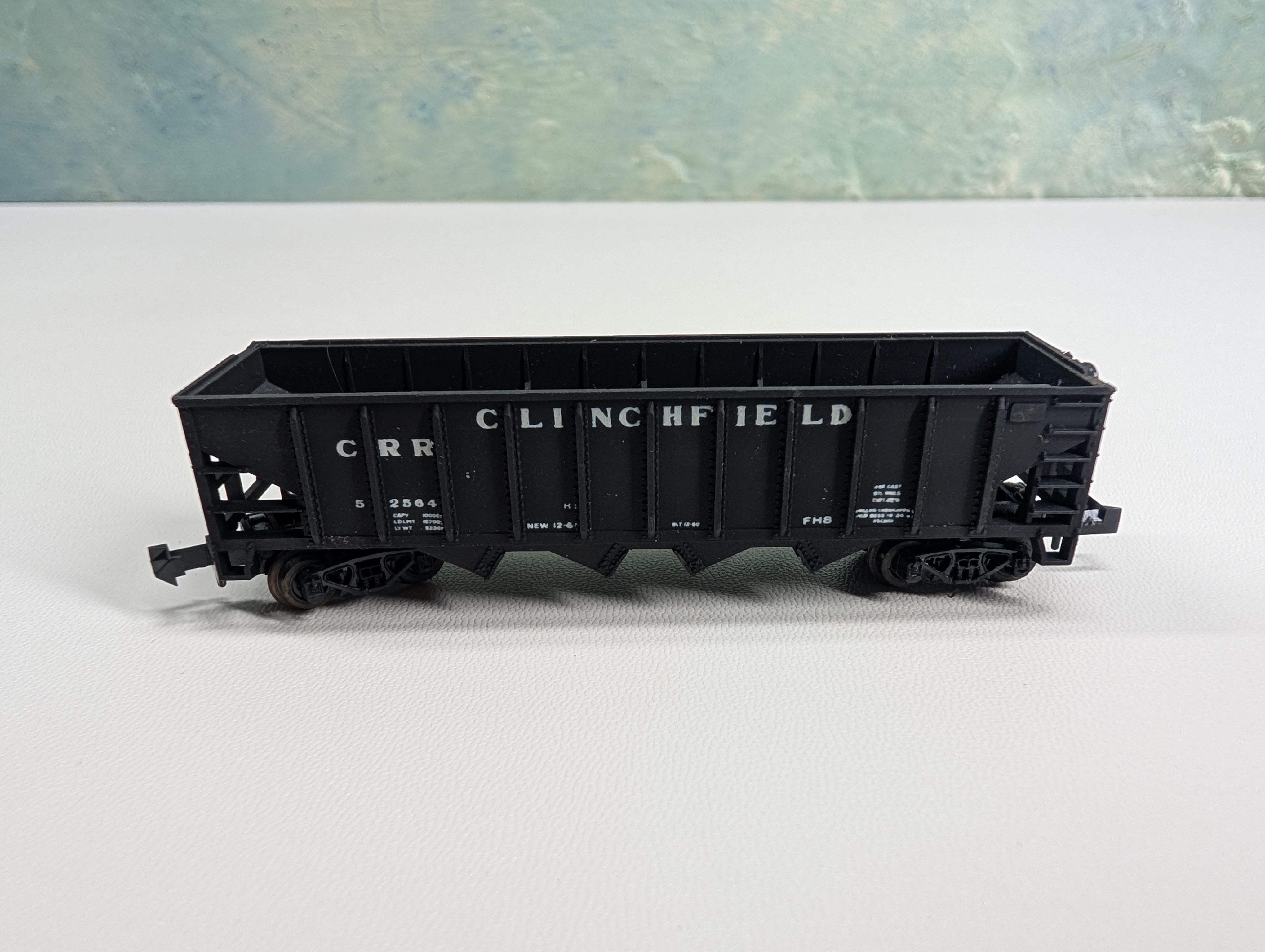 USED AHM N Scale Hopper Clinchfiled CRR
