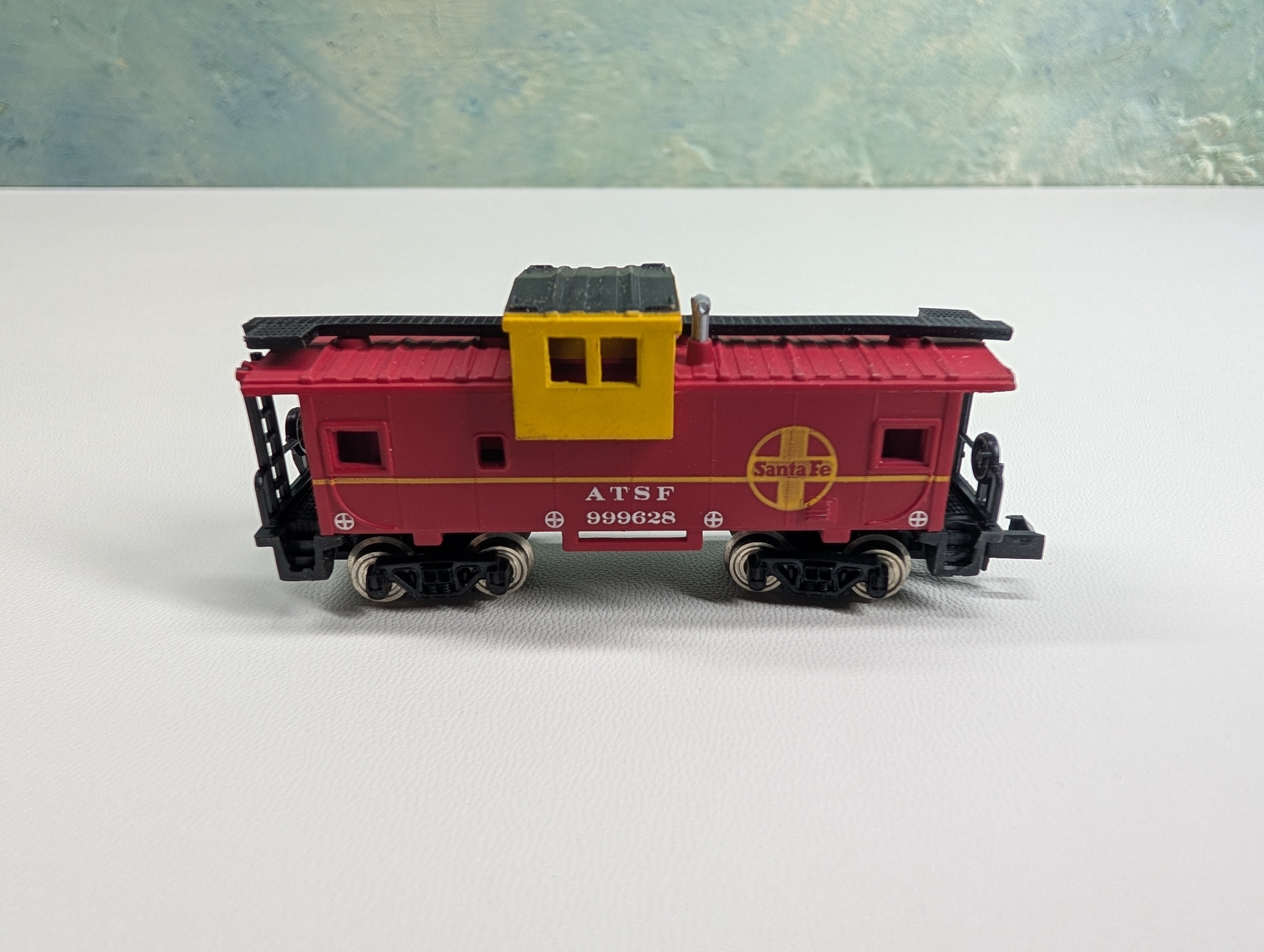 USED Bachmann N Scale Caboose Santa Fe ATSF #999628
