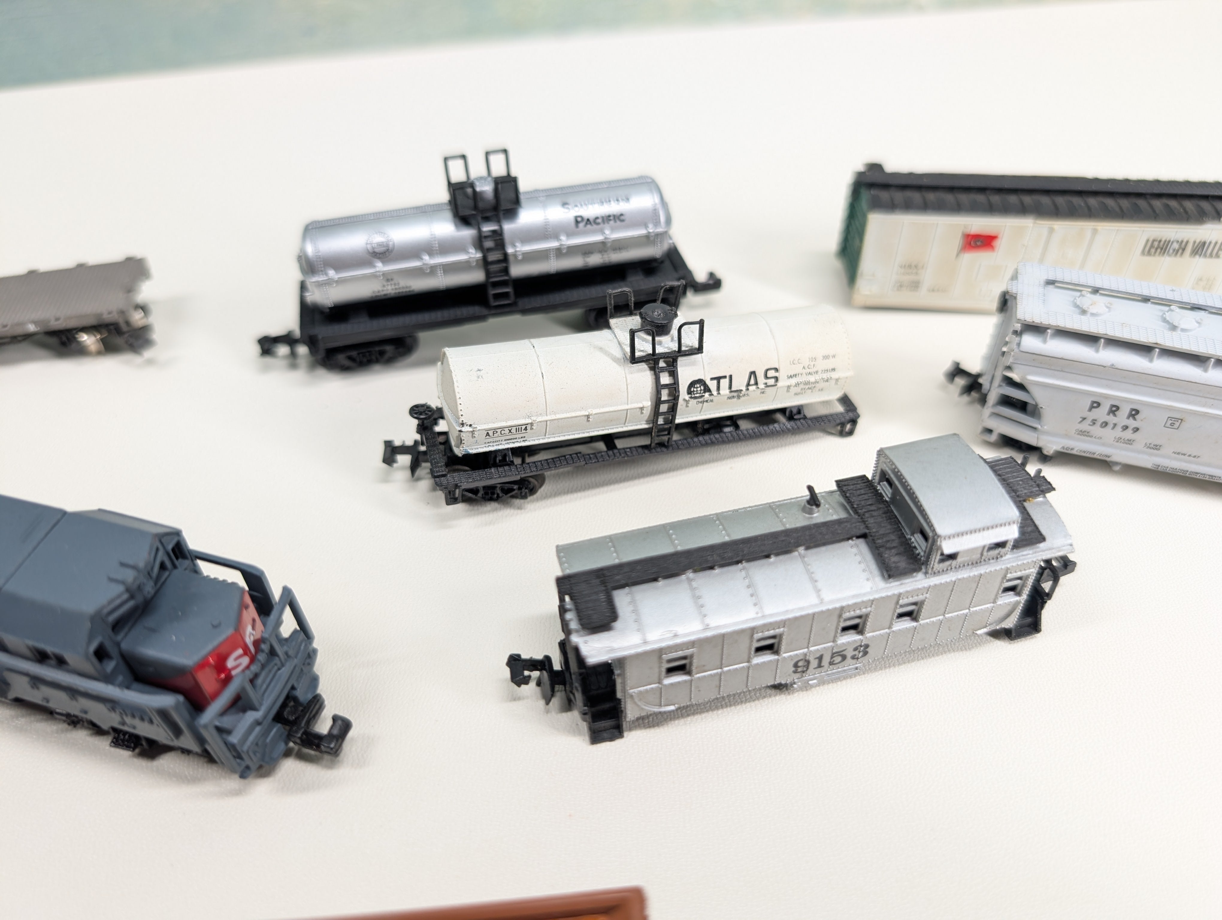USED N Scale Lot of Parts/Repairs Locomotive, Box Cars and more!