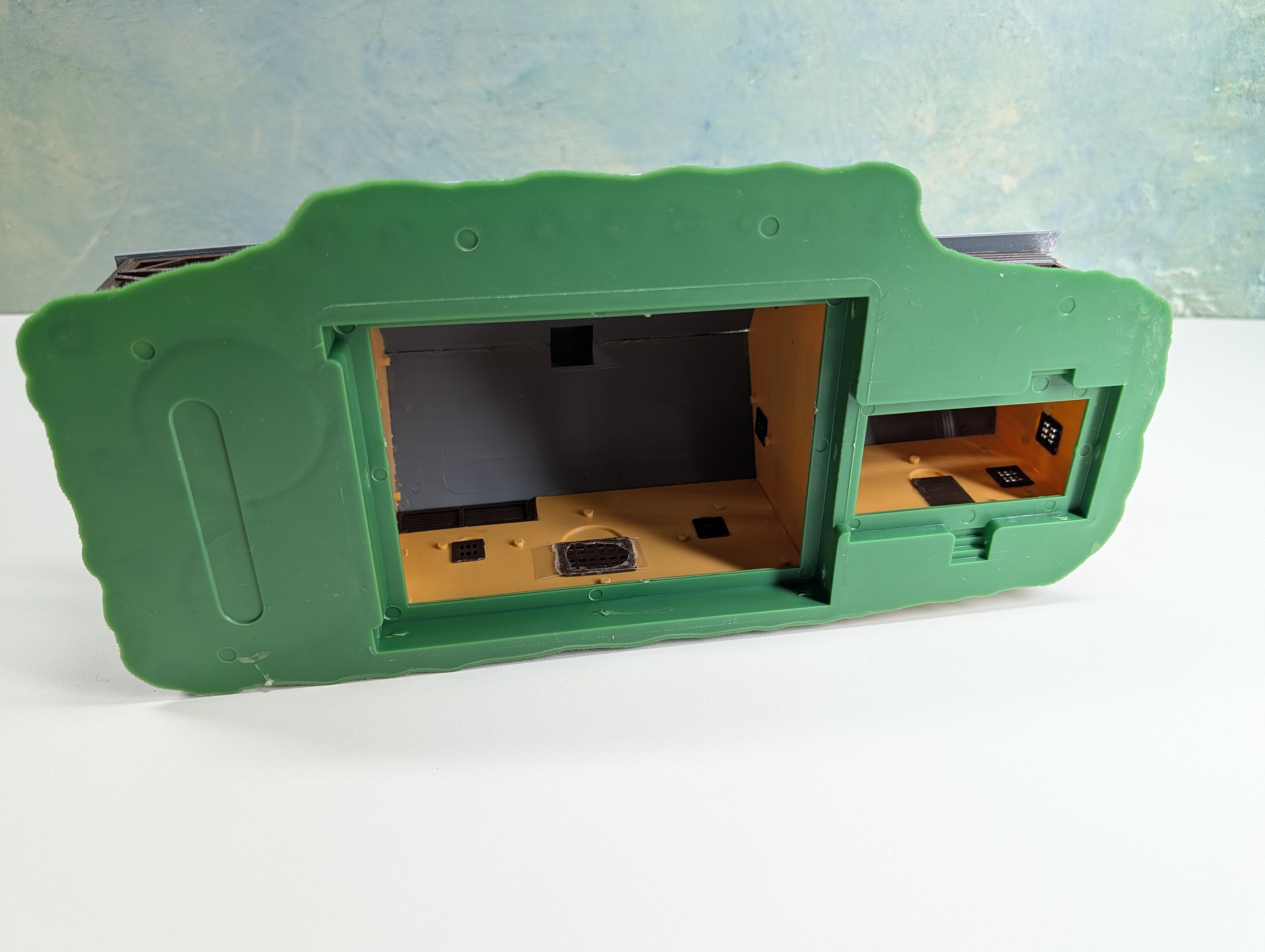 USED HO Scale Crown Pickle Works, Factory