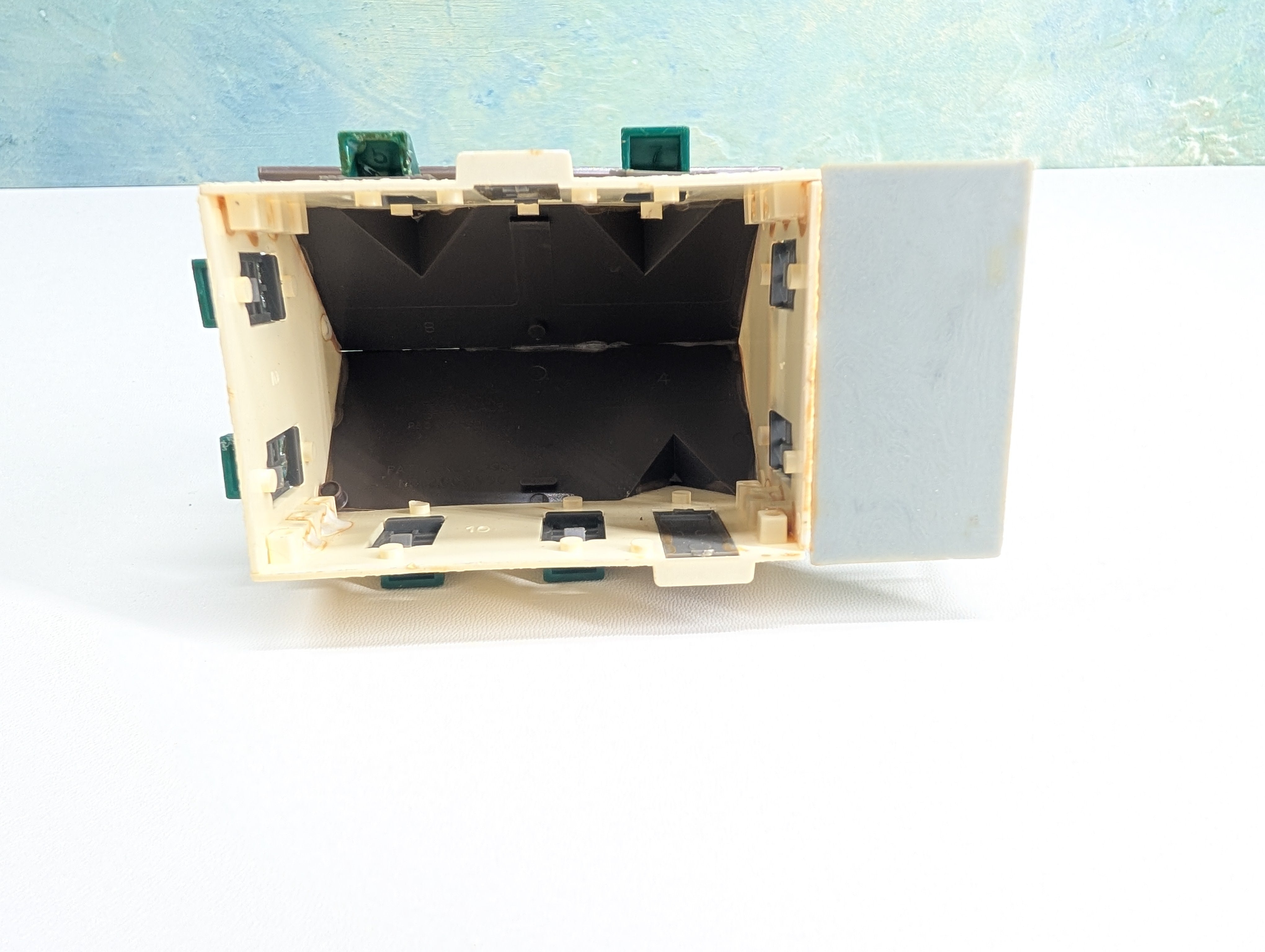 USED Bachmann Plasticville HO Scale Small House