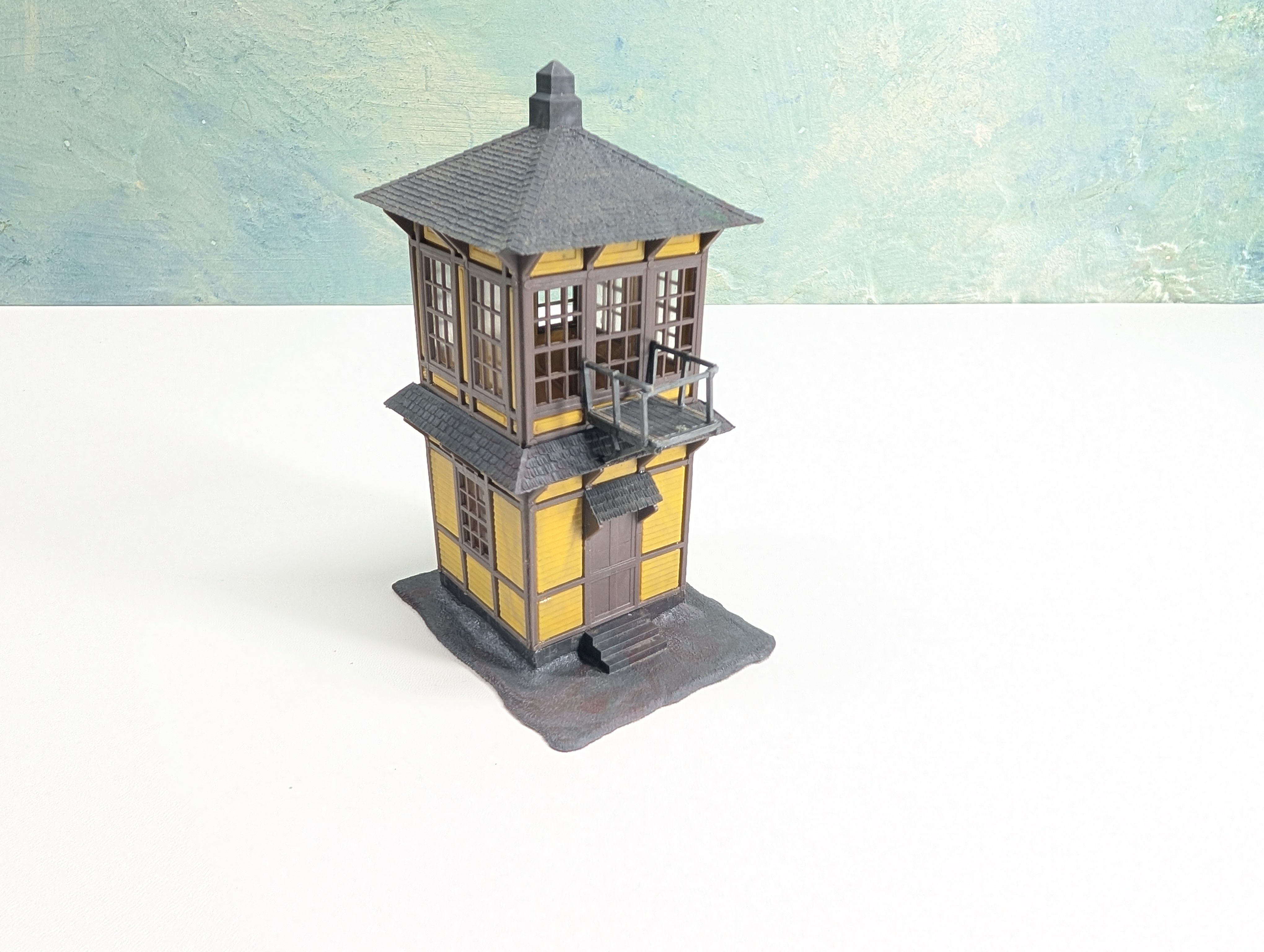 USED Pola HO Scale Yard Tower