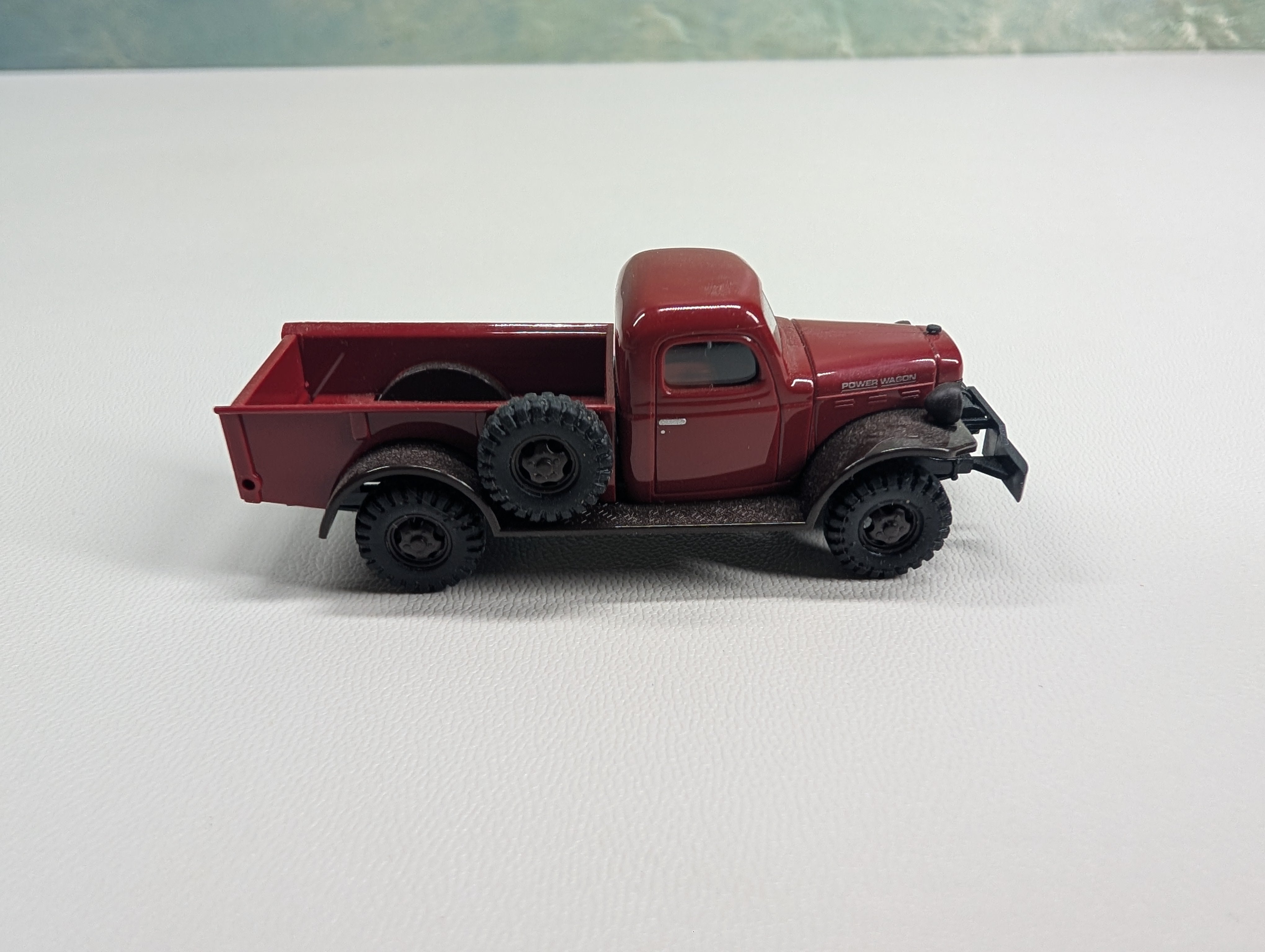 USED Busch HO Scale Dodge 44000 Power Wagon Pick-Up Red