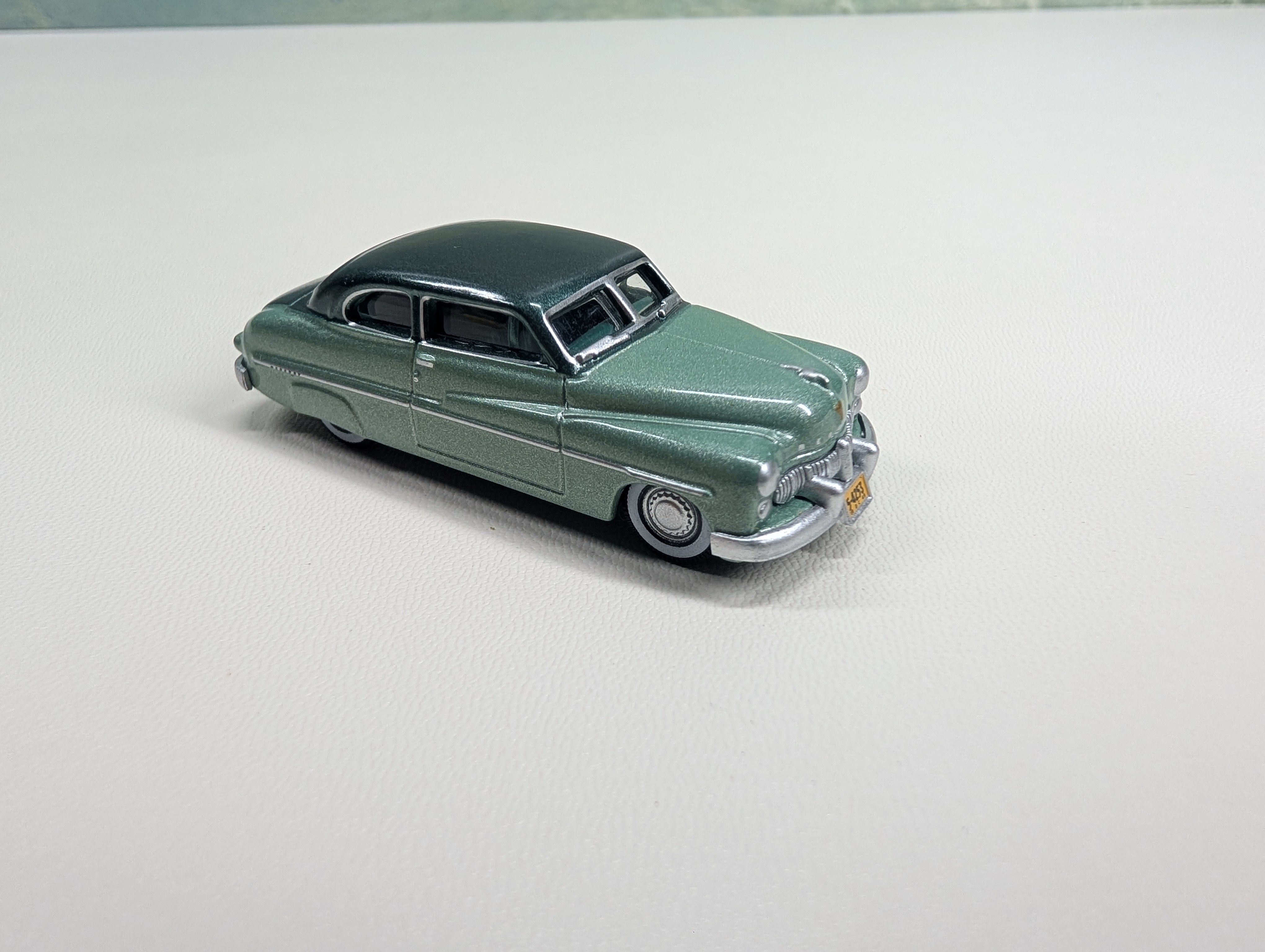 USED Oxford Diecast HO Scale 1949 Mercury Coupe, Green