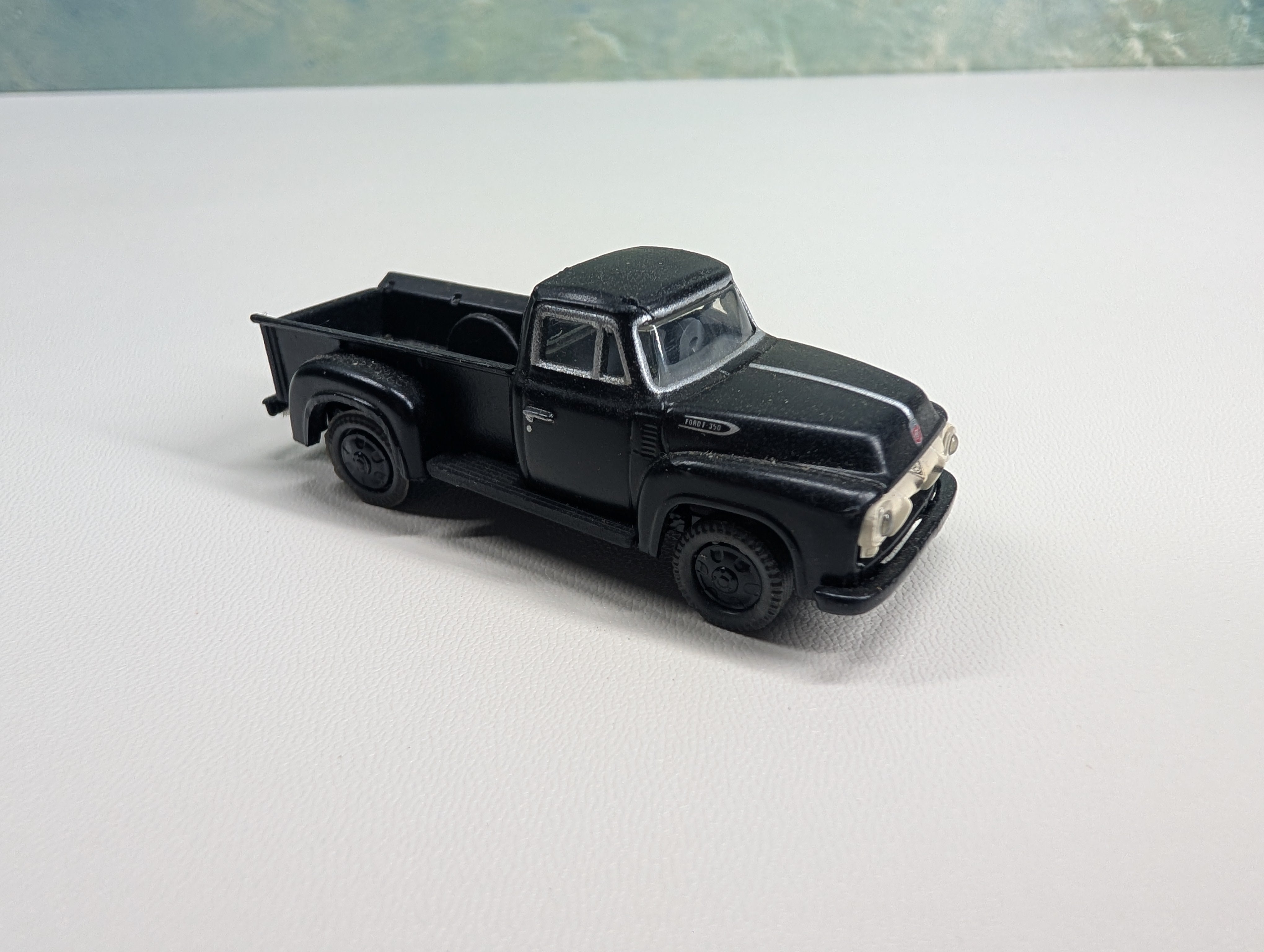 USED Classic Metal Works HO Scale Ford F-350 Pick-Up Black