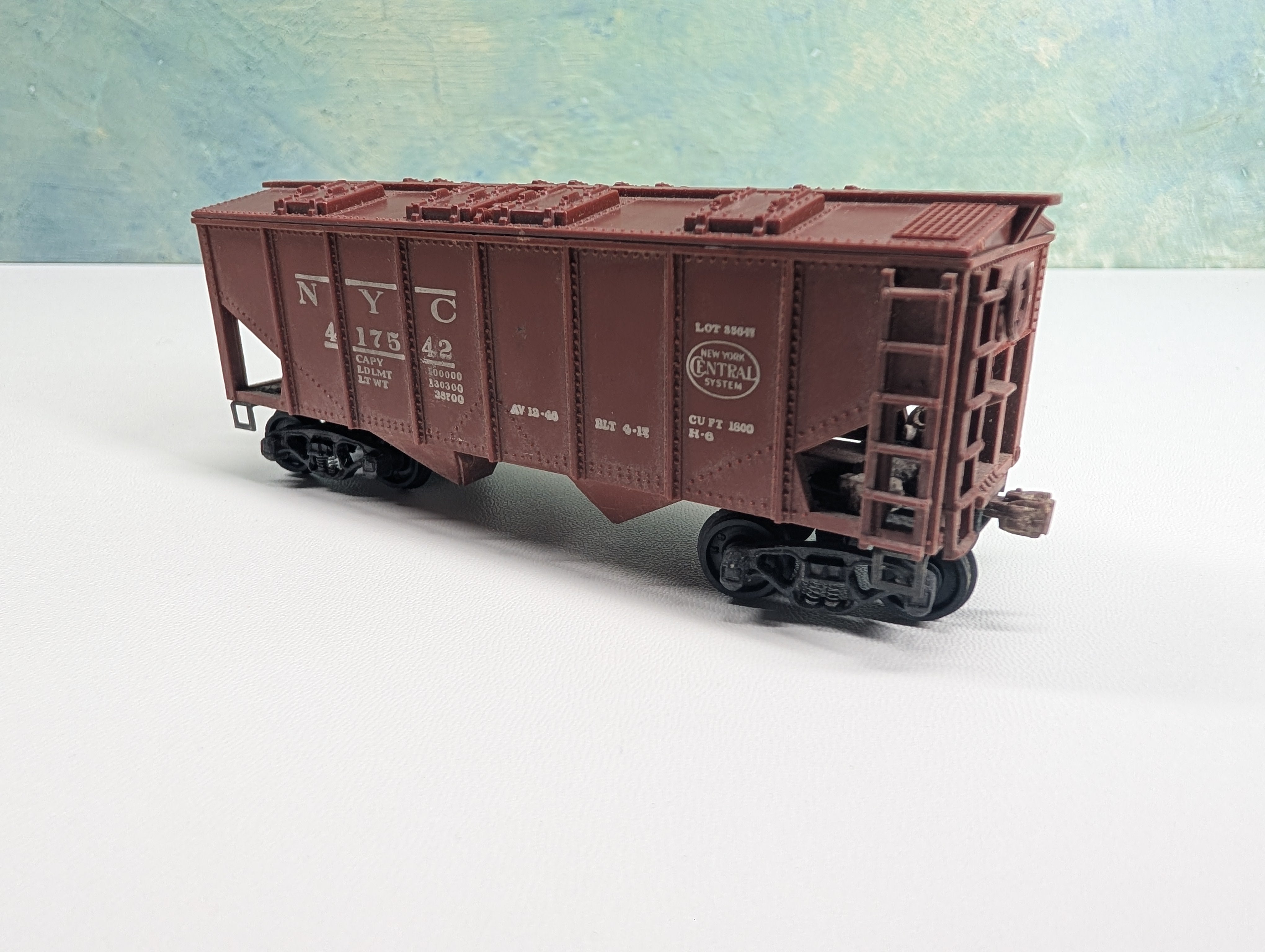 USED Varney HO Scale 2 Bay Covered Hopper New York Central NYC #417542
