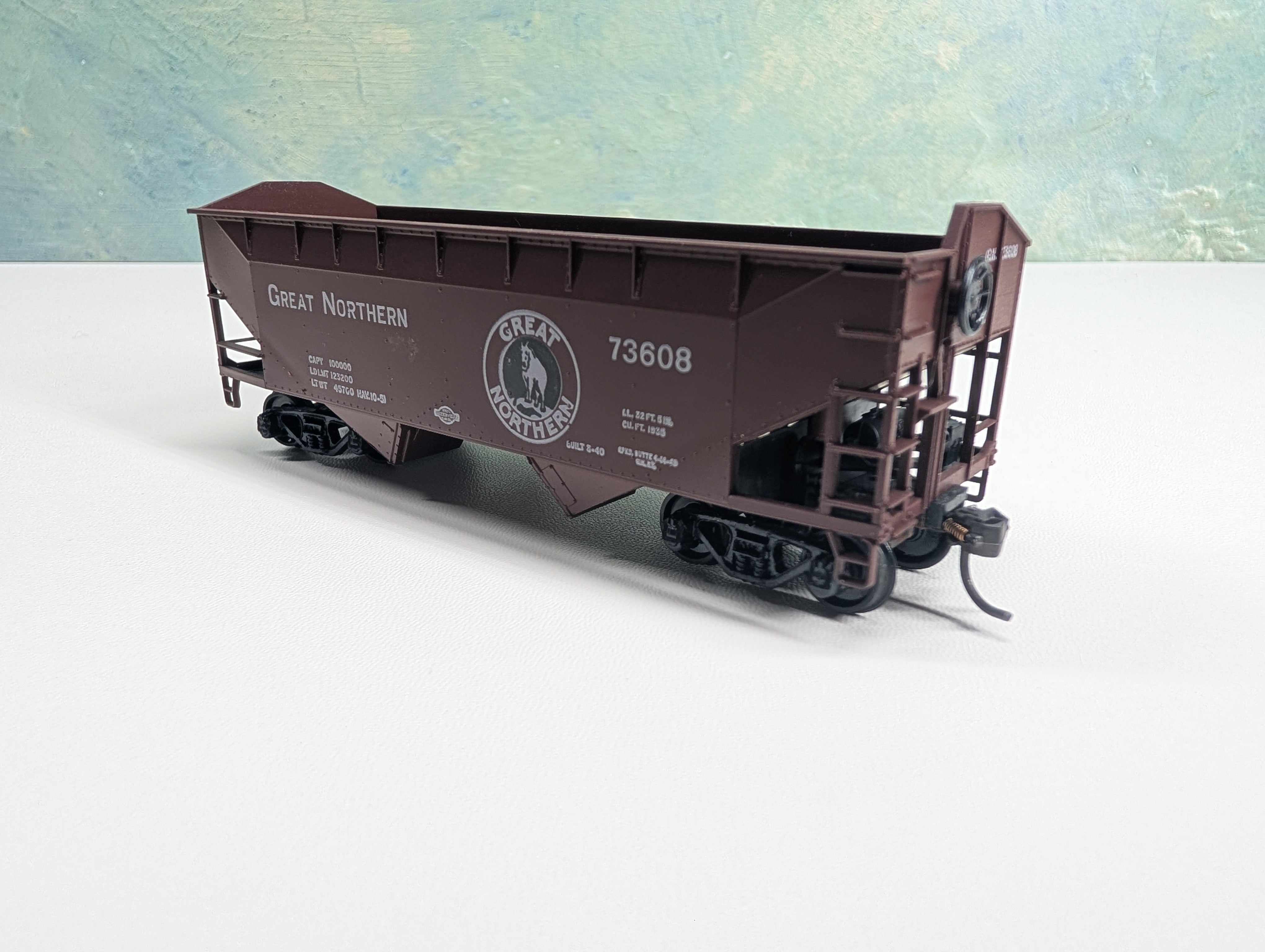 USED Athearn HO Scale 2 Bay Hopper Great Northern GN #73608