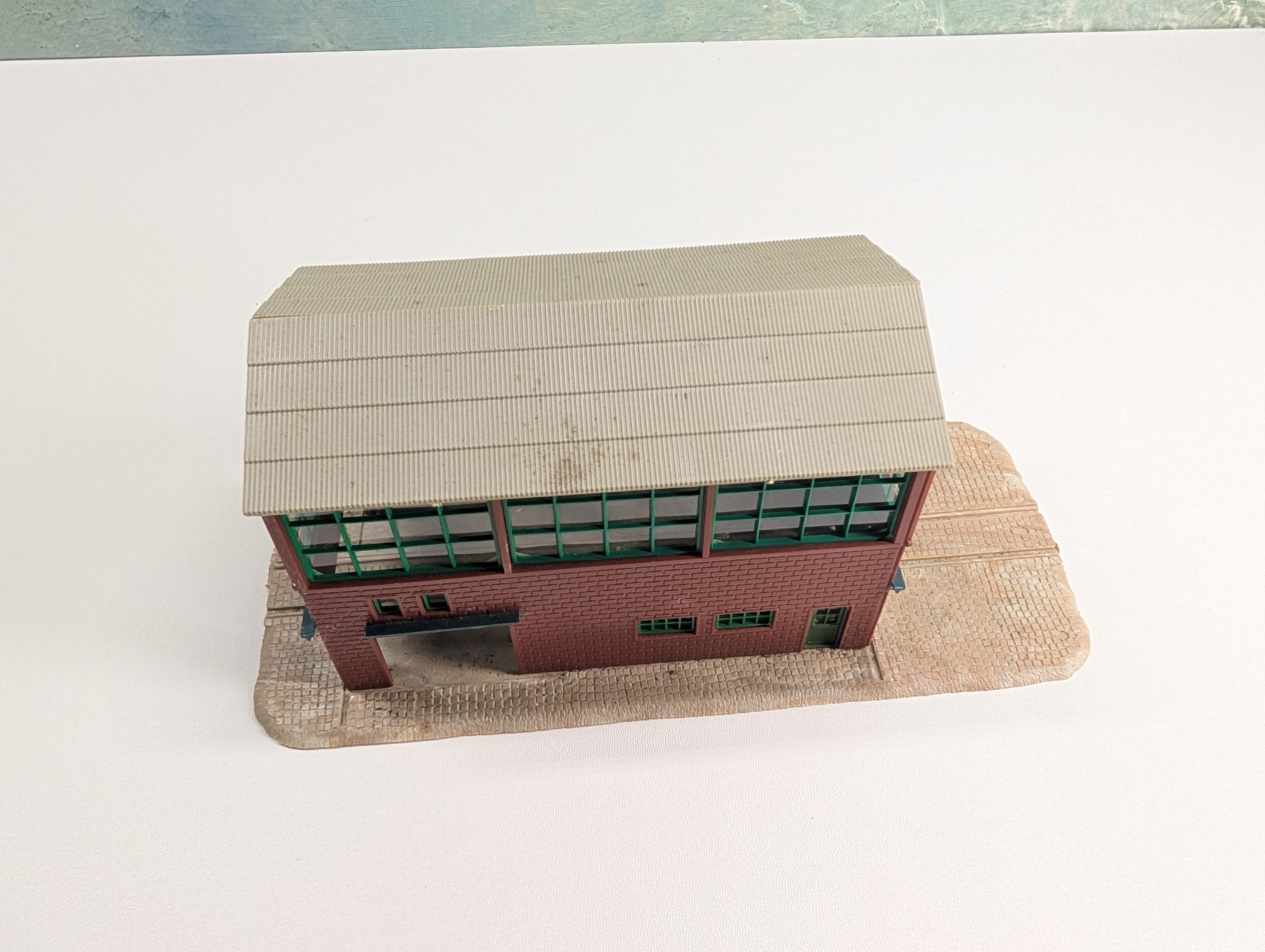 USED HO Scale Abandoned Warehouse