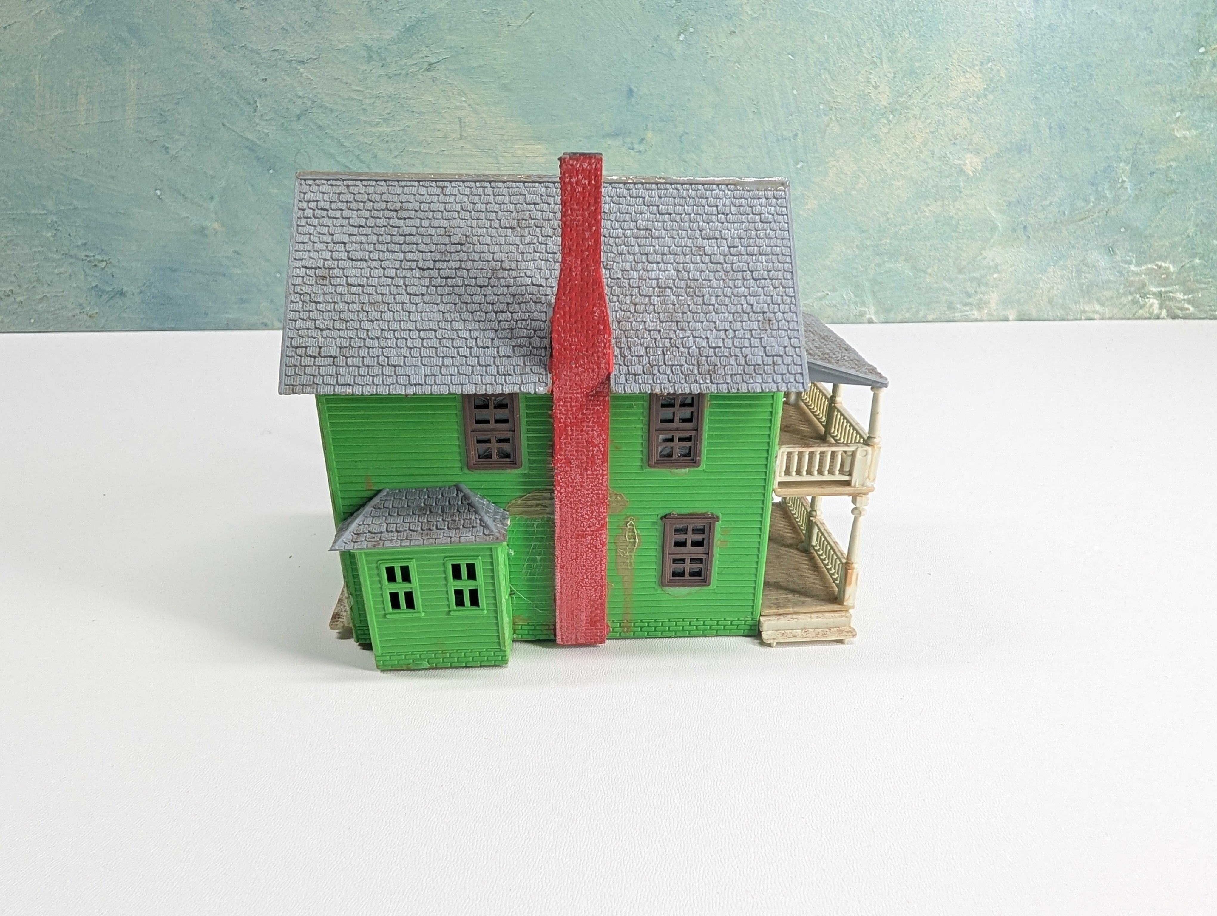 USED Tyco HO Scale Green Farmhouse