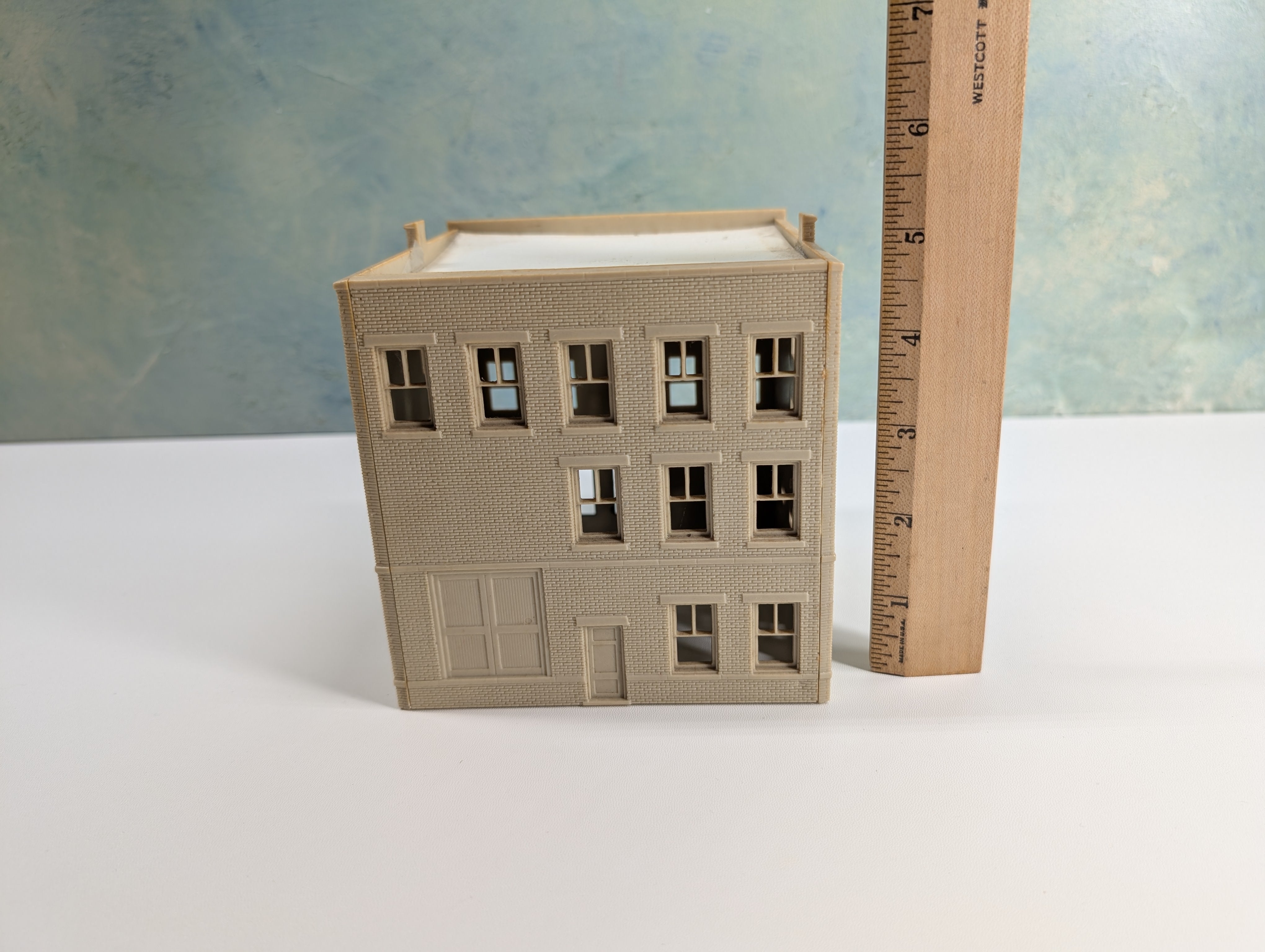 USED HO Scale Brick Warehouse