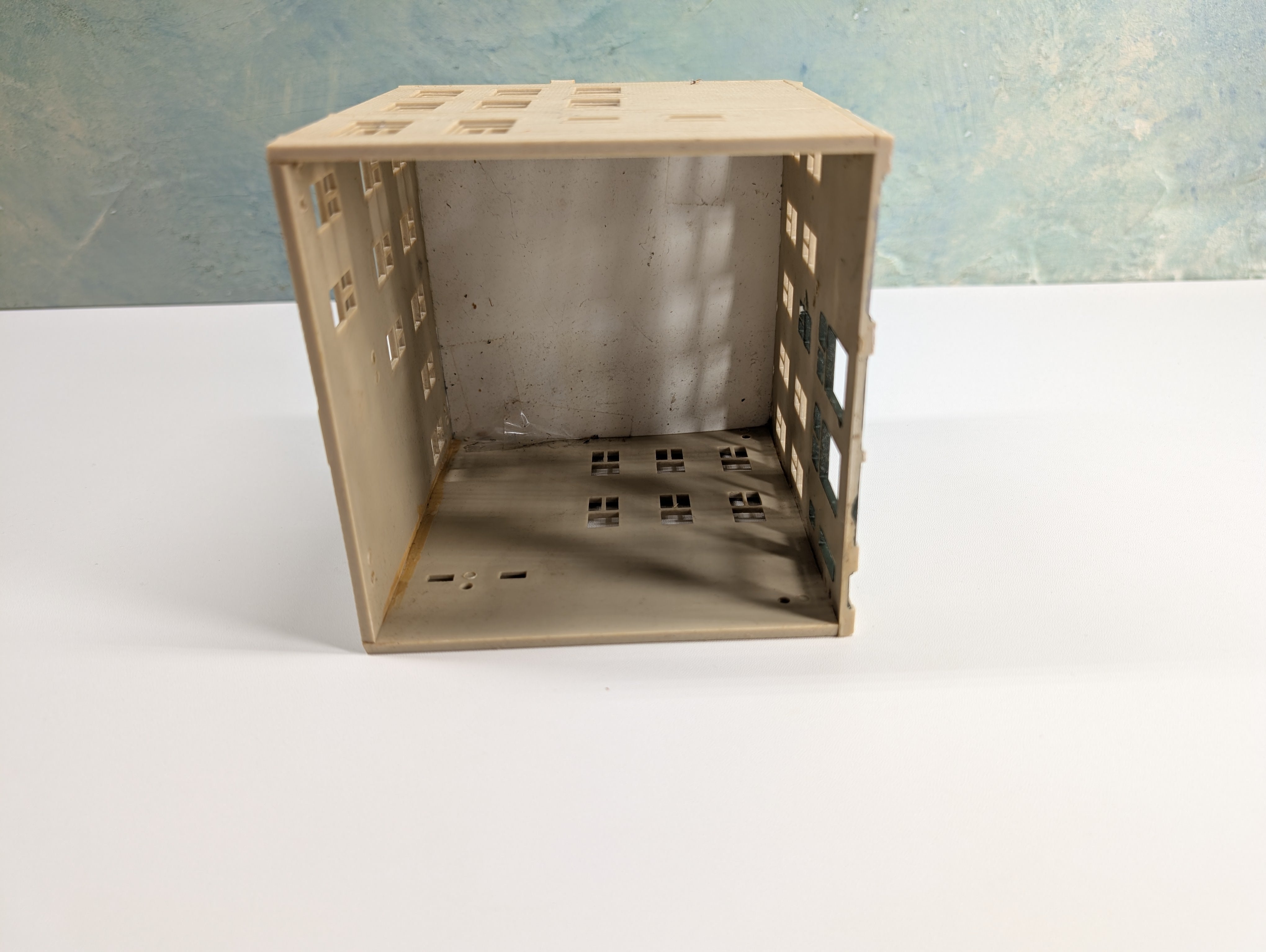 USED HO Scale Brick Warehouse