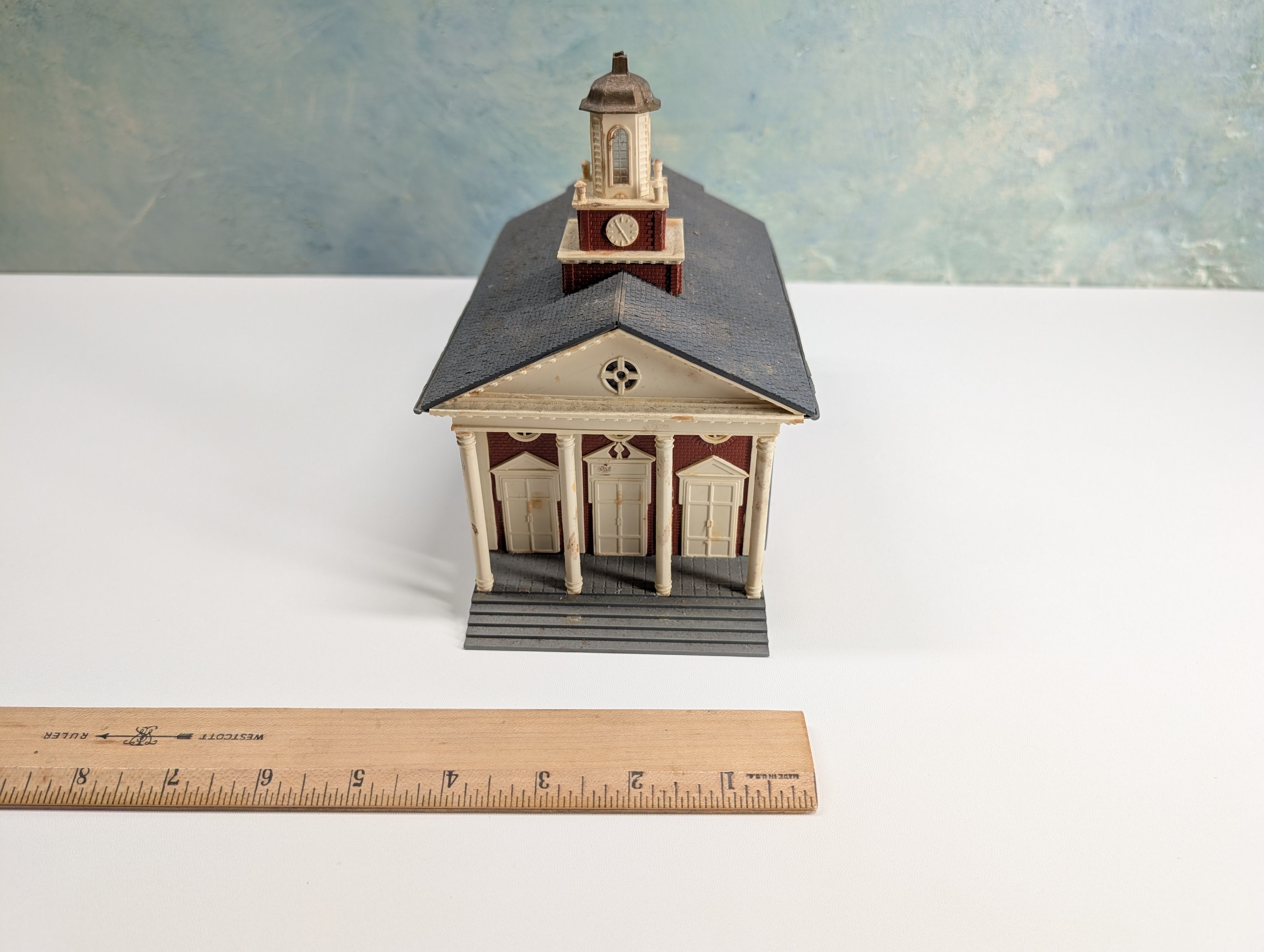 USED HO Scale Church