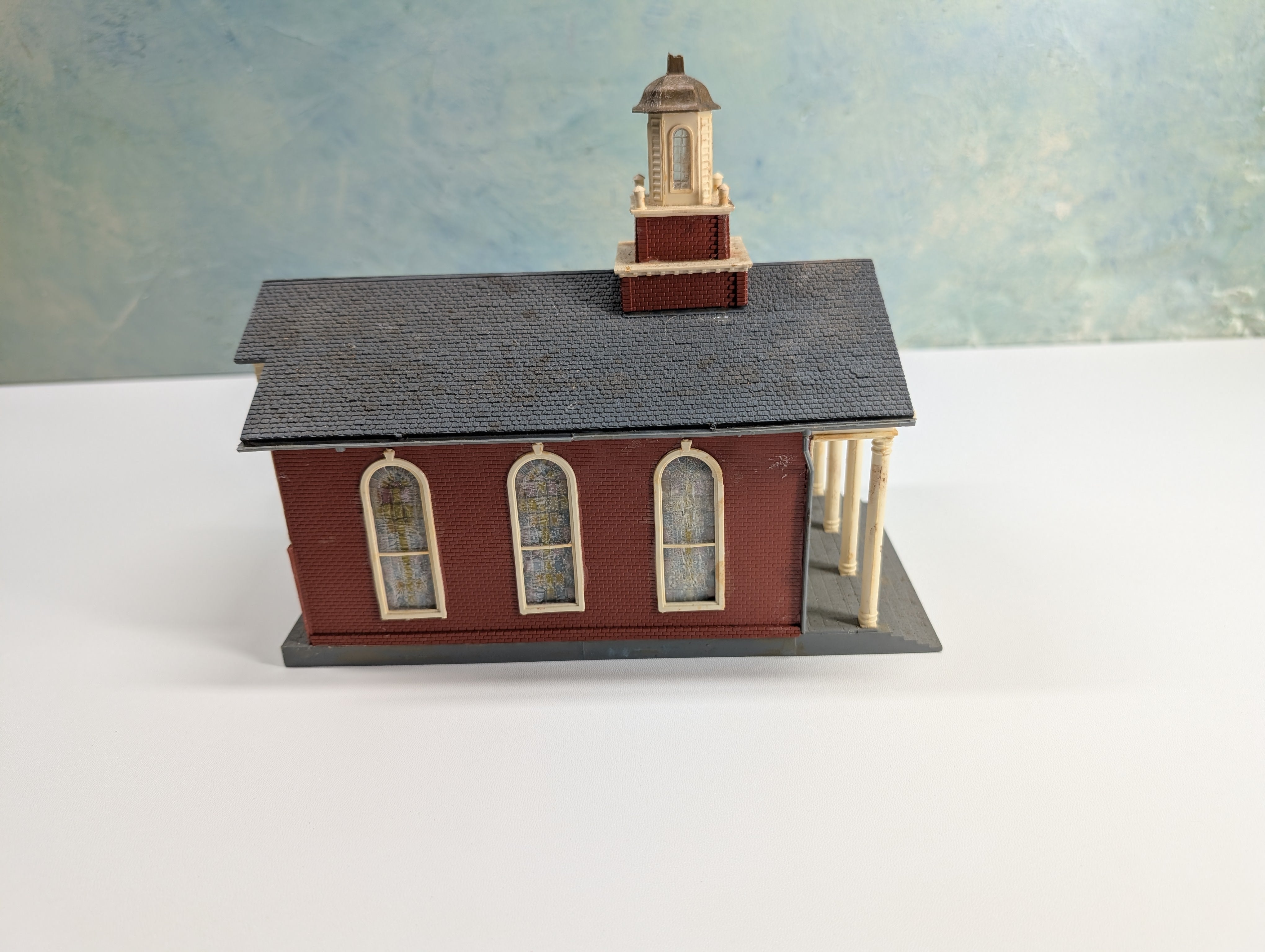 USED HO Scale Church