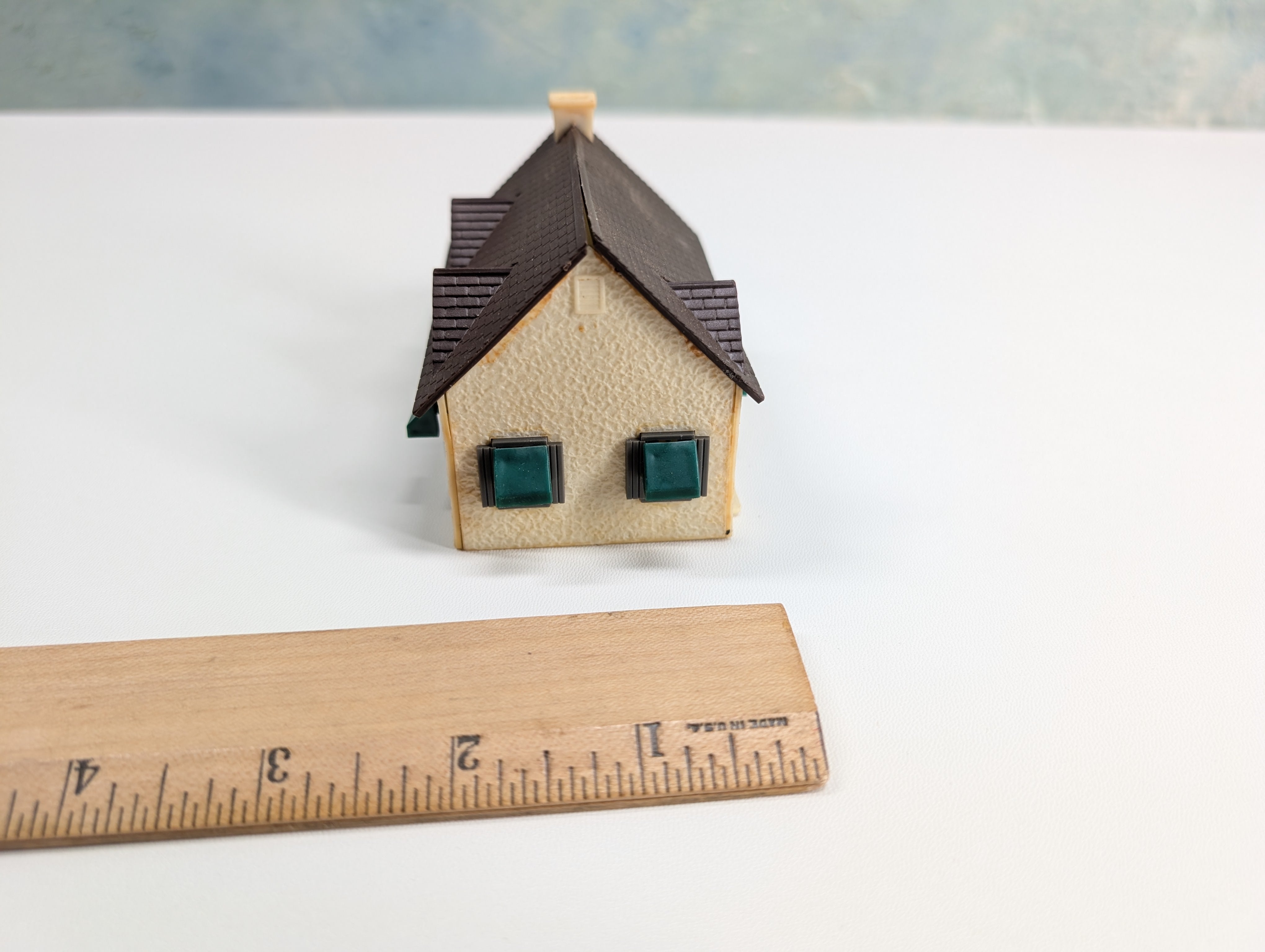 USED Bachmann Plasticville HO Scale Small House
