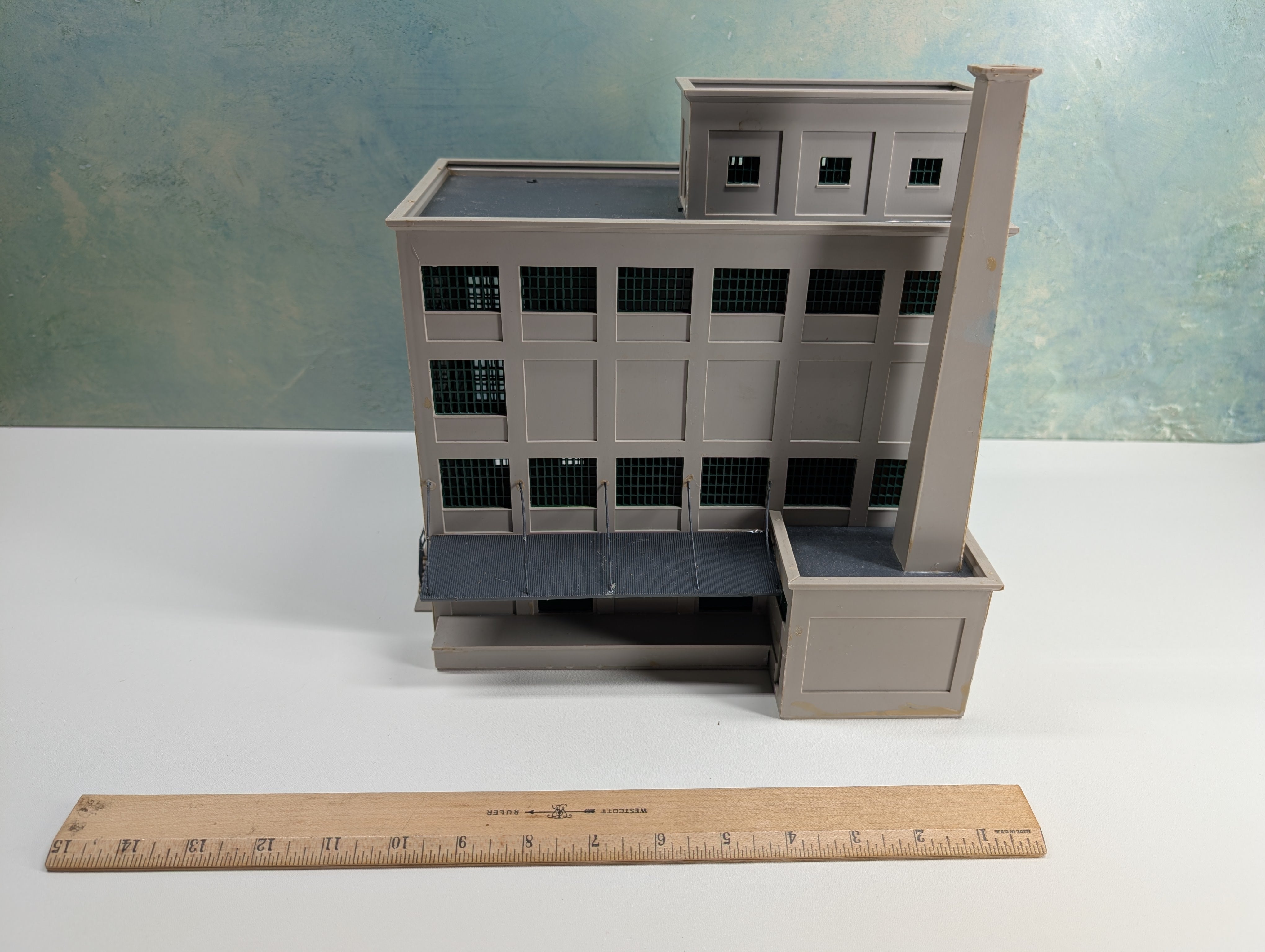 USED Walthers Cornerstone HO Scale Red Wing Milling Co.