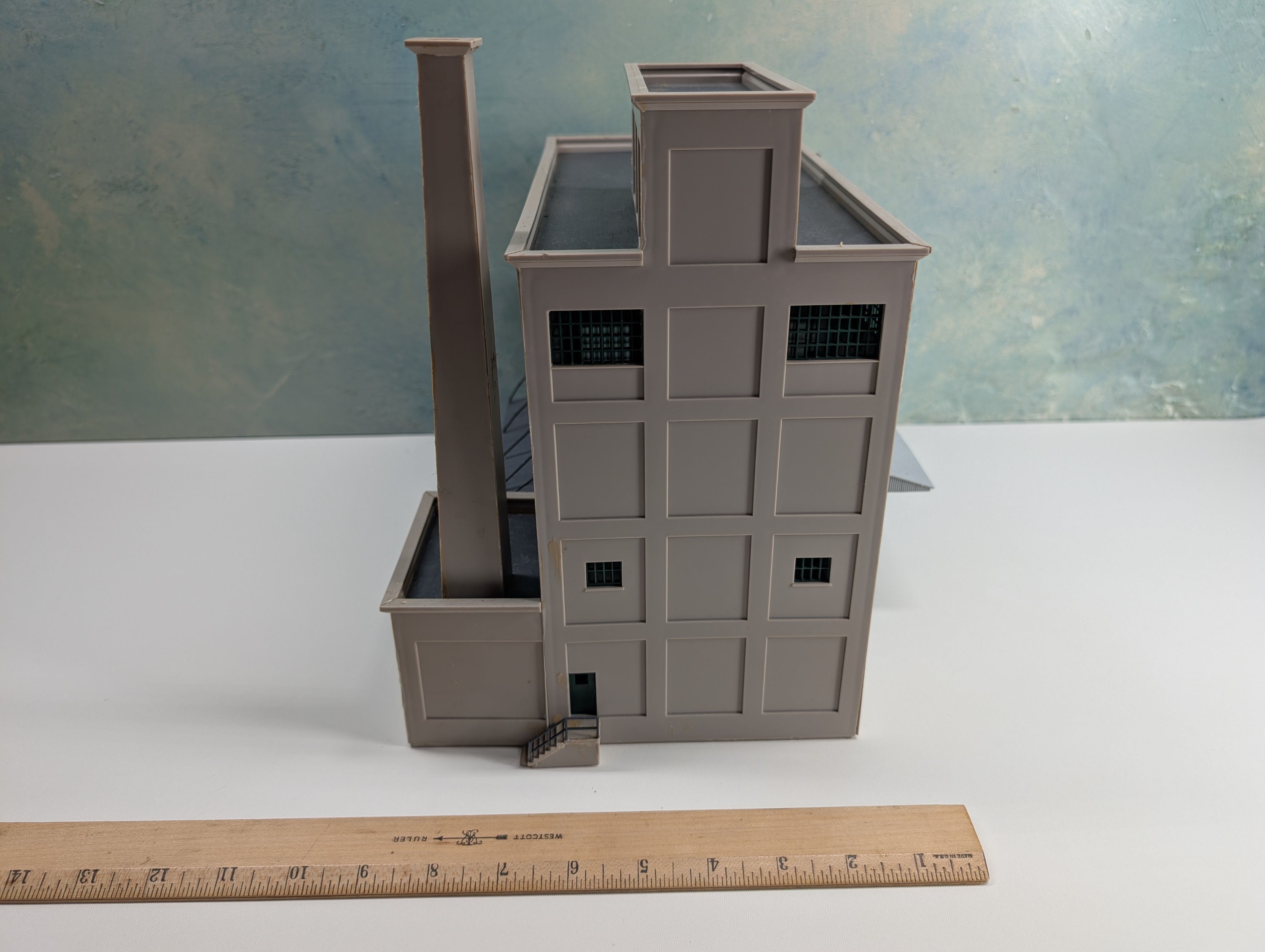 USED Walthers Cornerstone HO Scale Red Wing Milling Co.