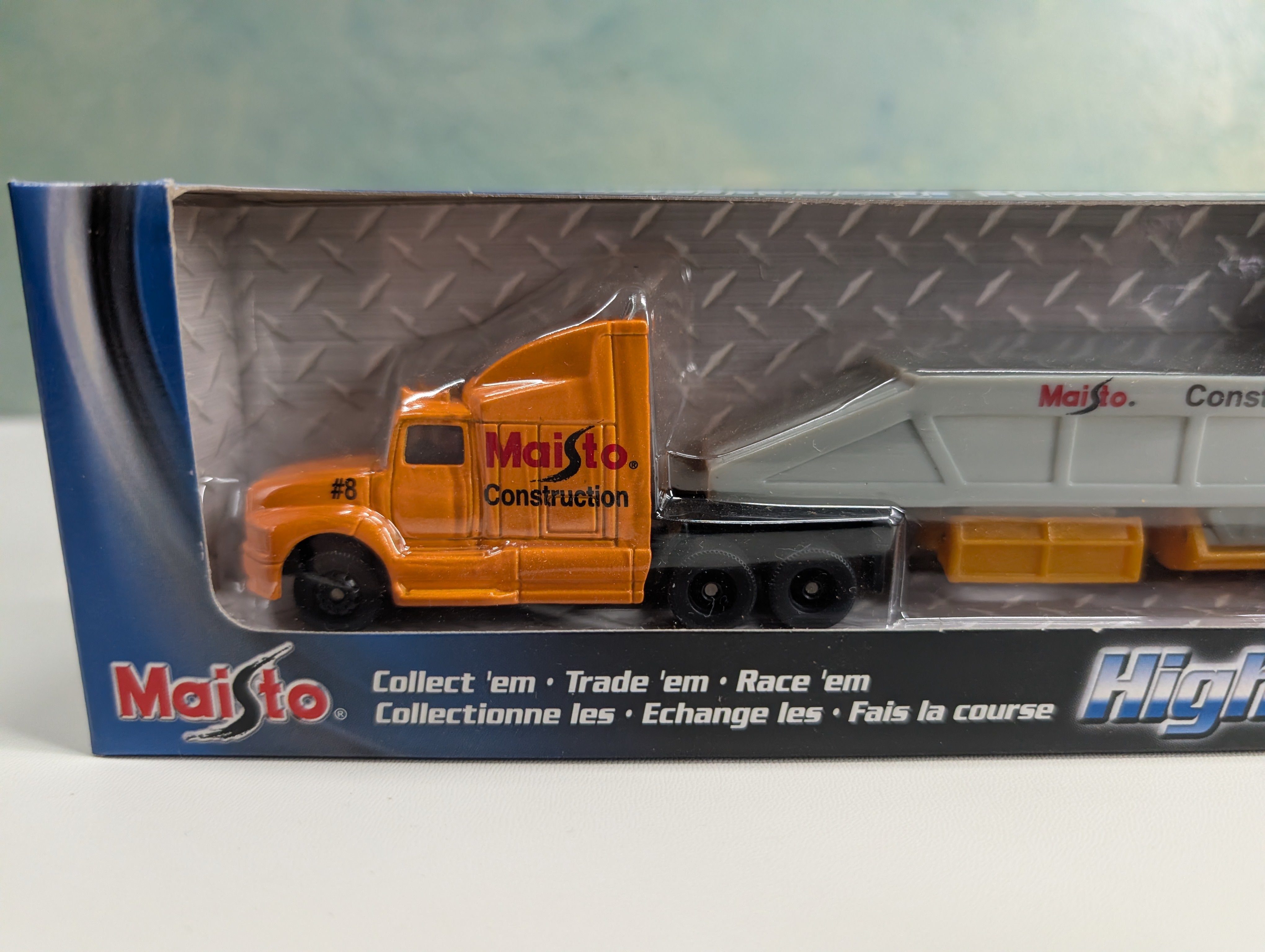 USED Maisto HO Scale Construction Tractor Trailer Highway Haulers