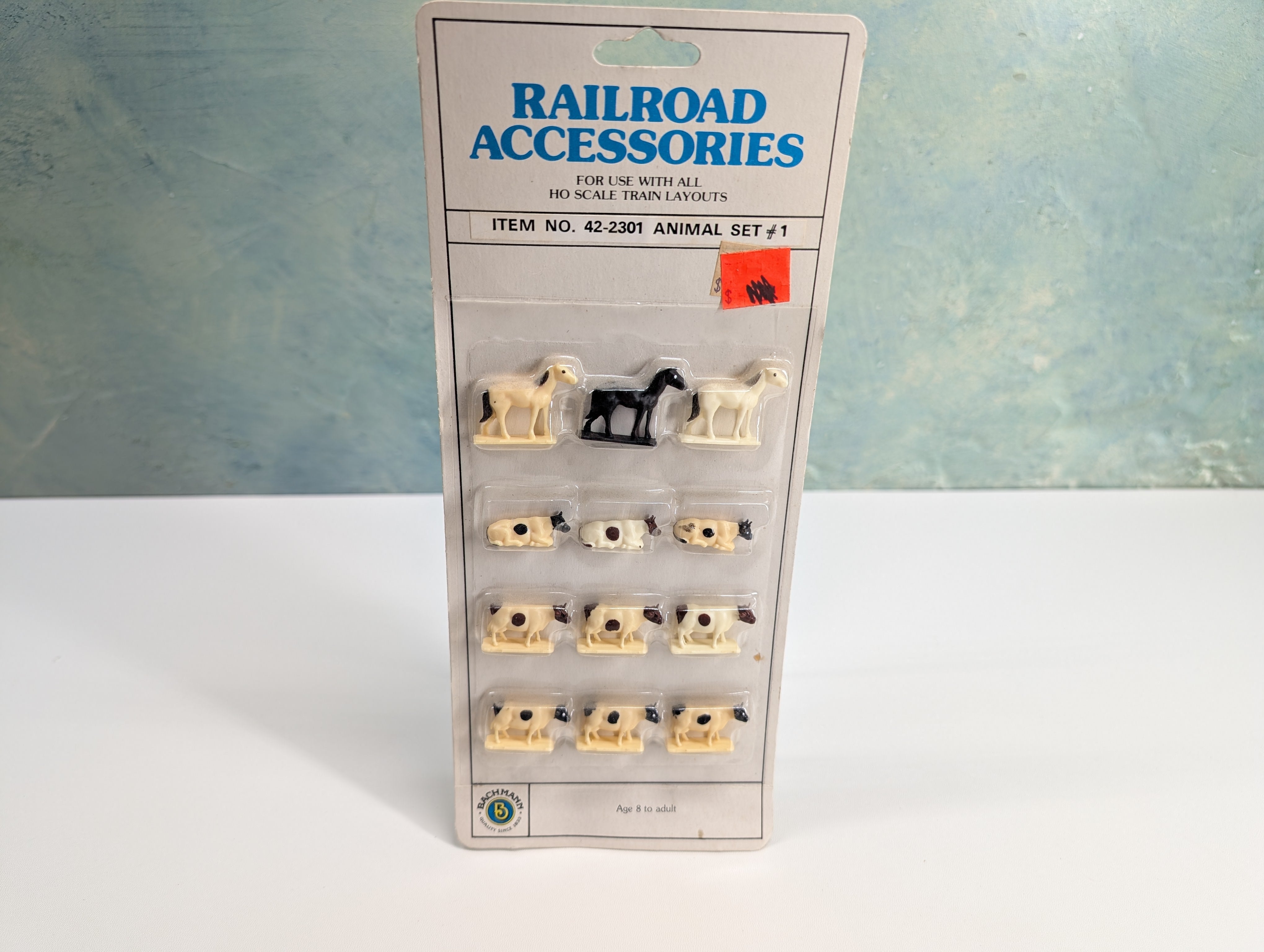 Bachmann #42-2301 HO Scale Farm Animal Set #1 (12 pcs)