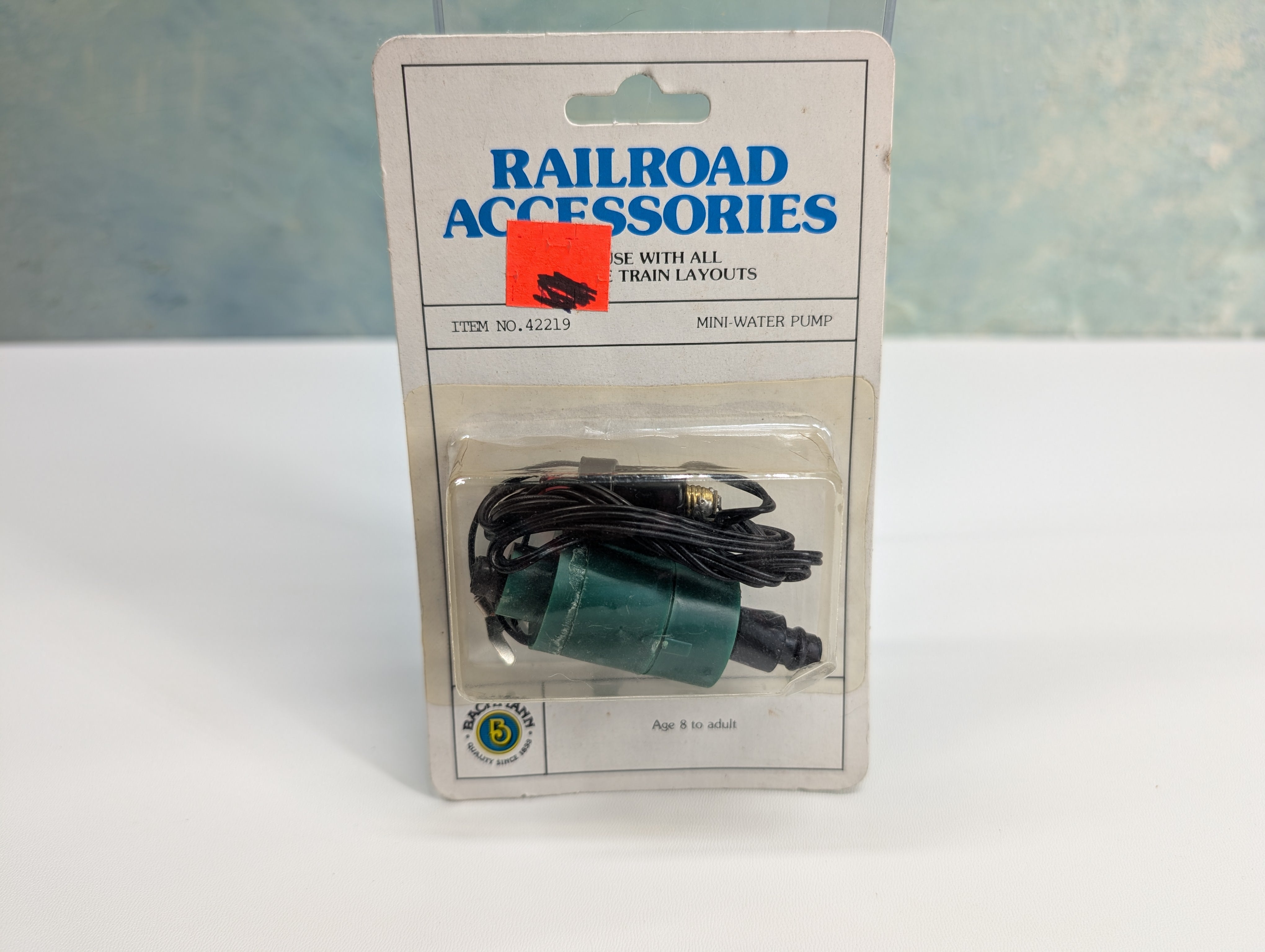 Bachmann 42219 HO Scale Mini Water Pump for Buildings