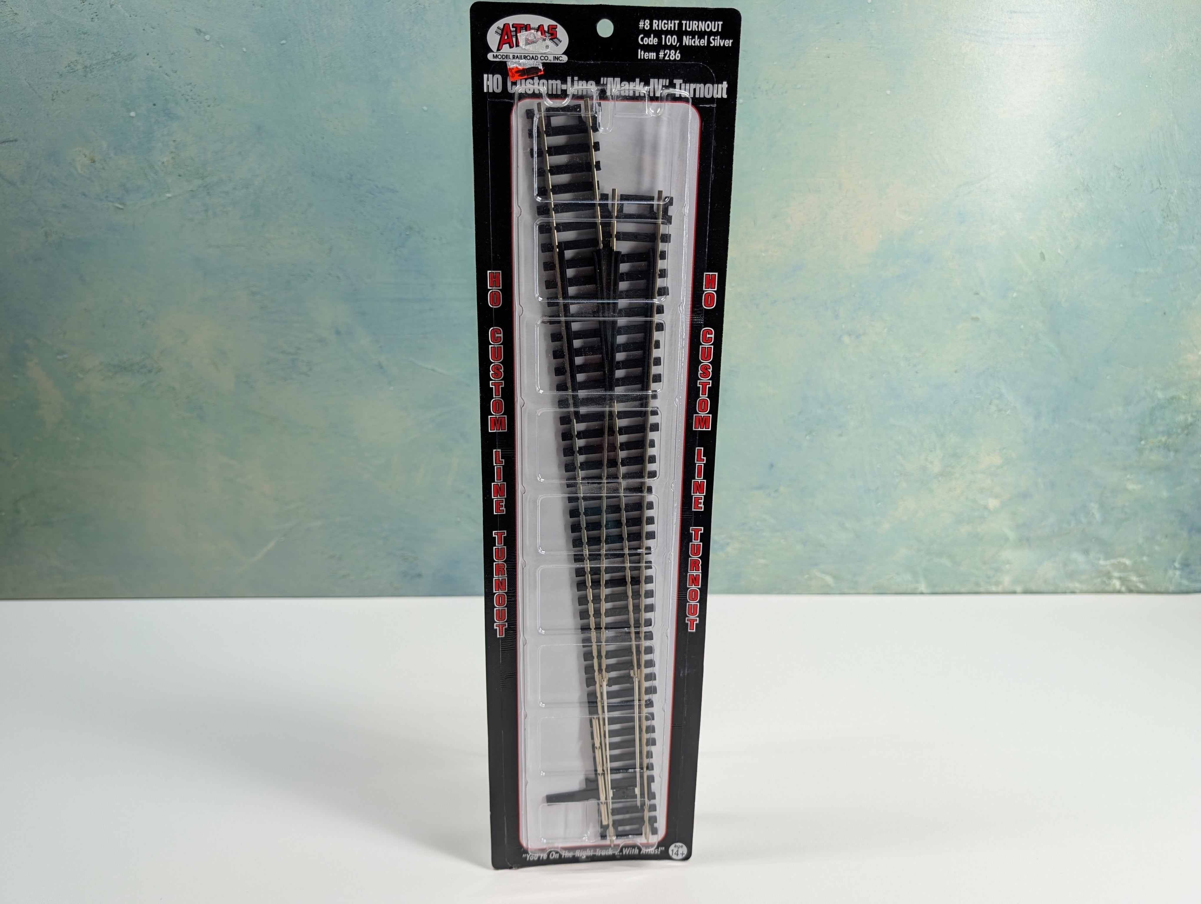 Atlas 286 HO Scale Right Turnout Custom-Line, Code 100 Nickel Silver, Mark IV