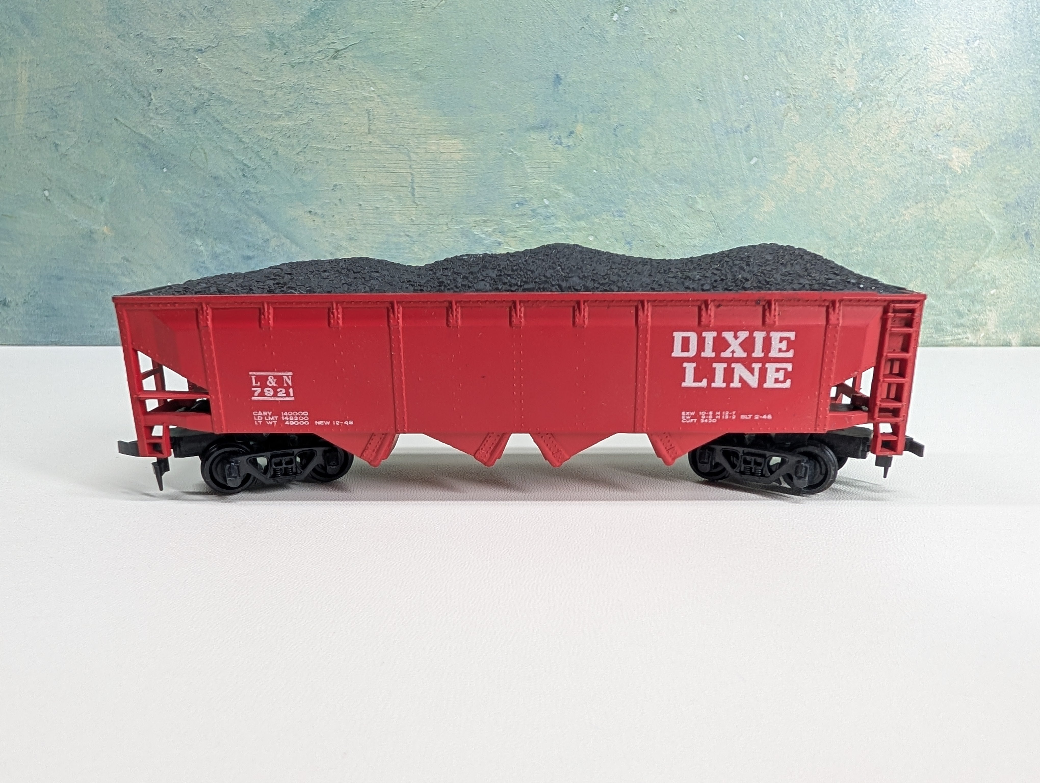 USED Bachmann HO Scale Quad Hopper Louisville & Nashville L&N #7921 w/ Coal Load, Dixie Line