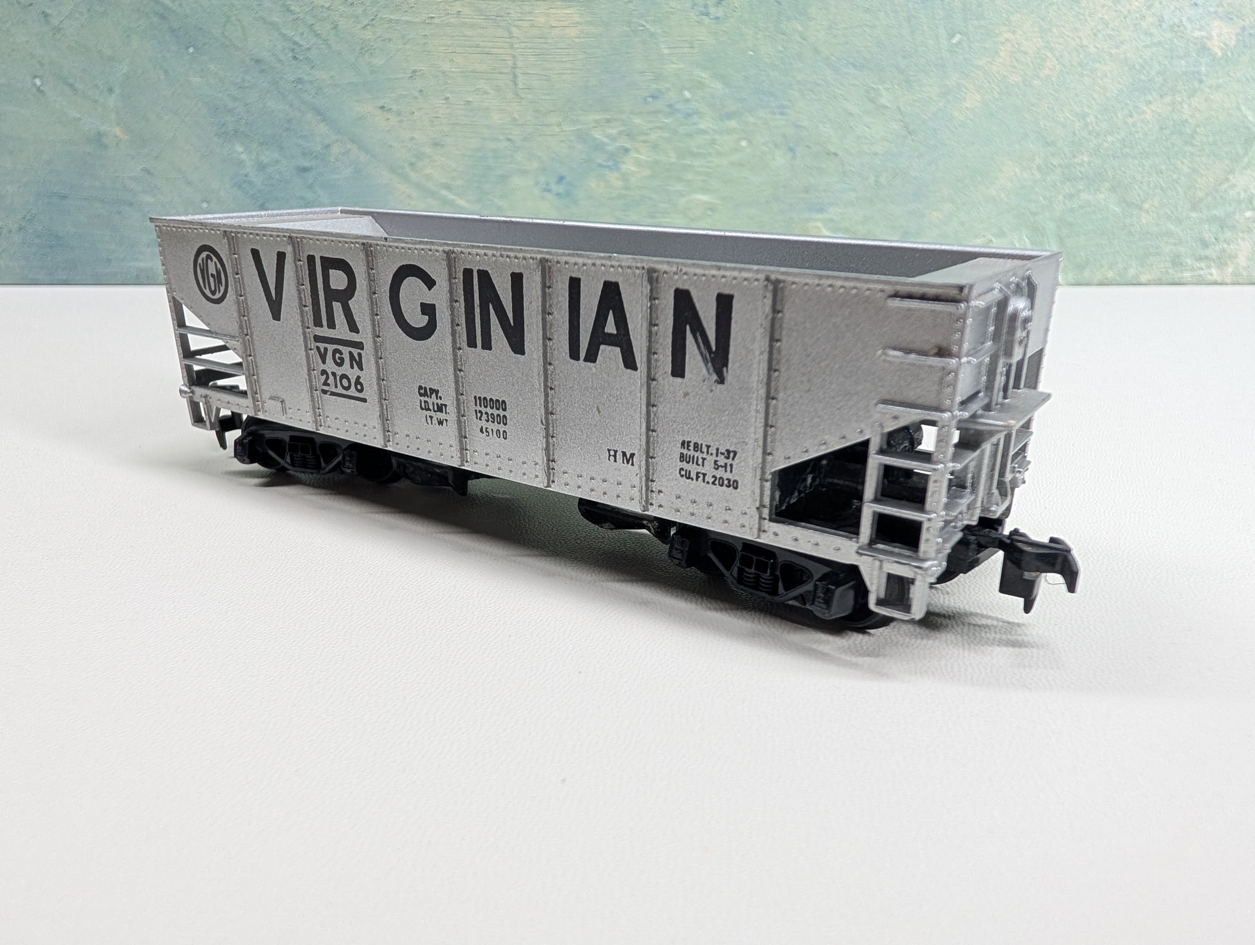 USED Tyco HO Scale 2 Bay Hopper Virginian VGN #2106