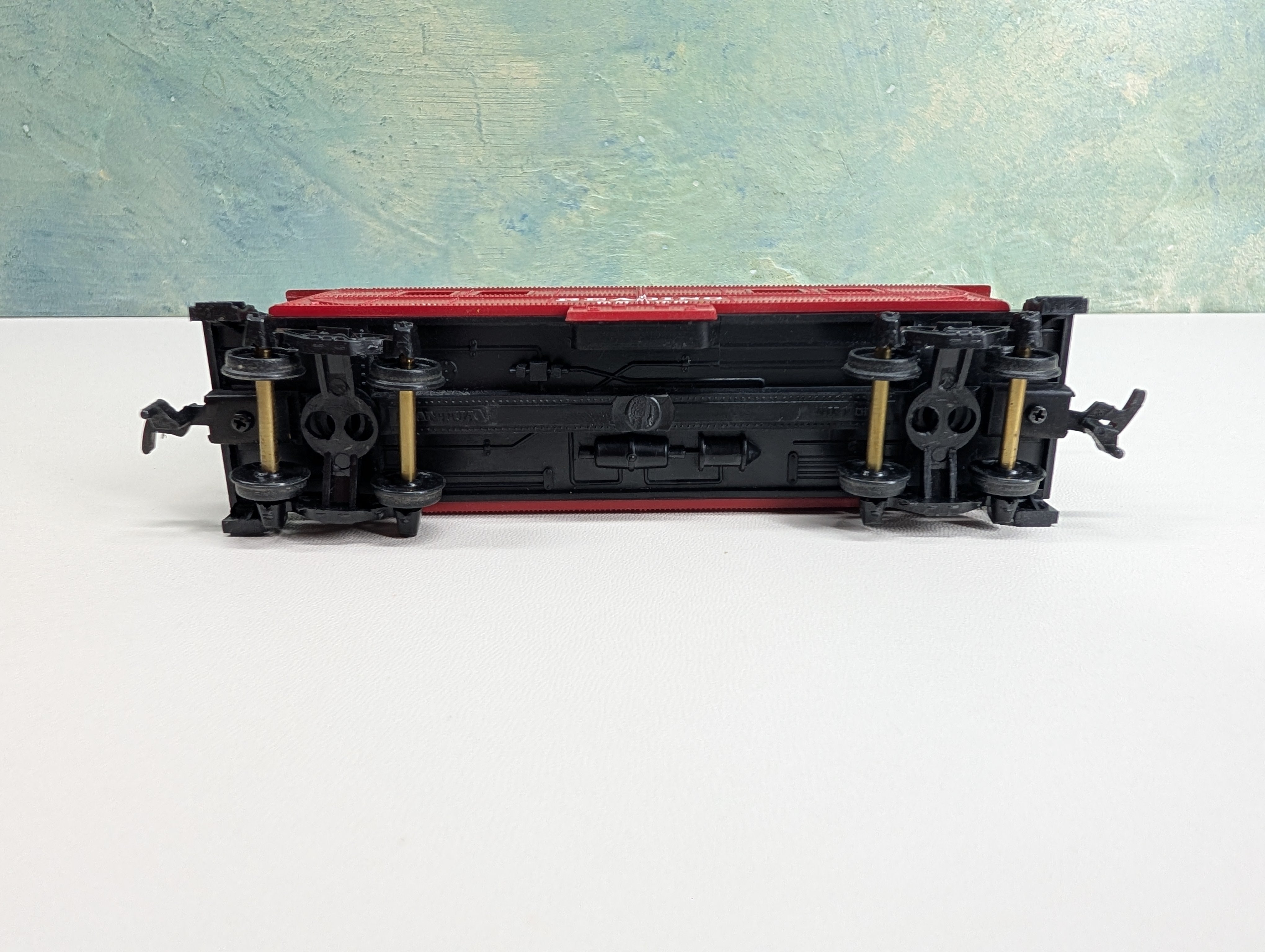 USED Mantua HO Scale Heavyweight Caboose Reading RDG #92830