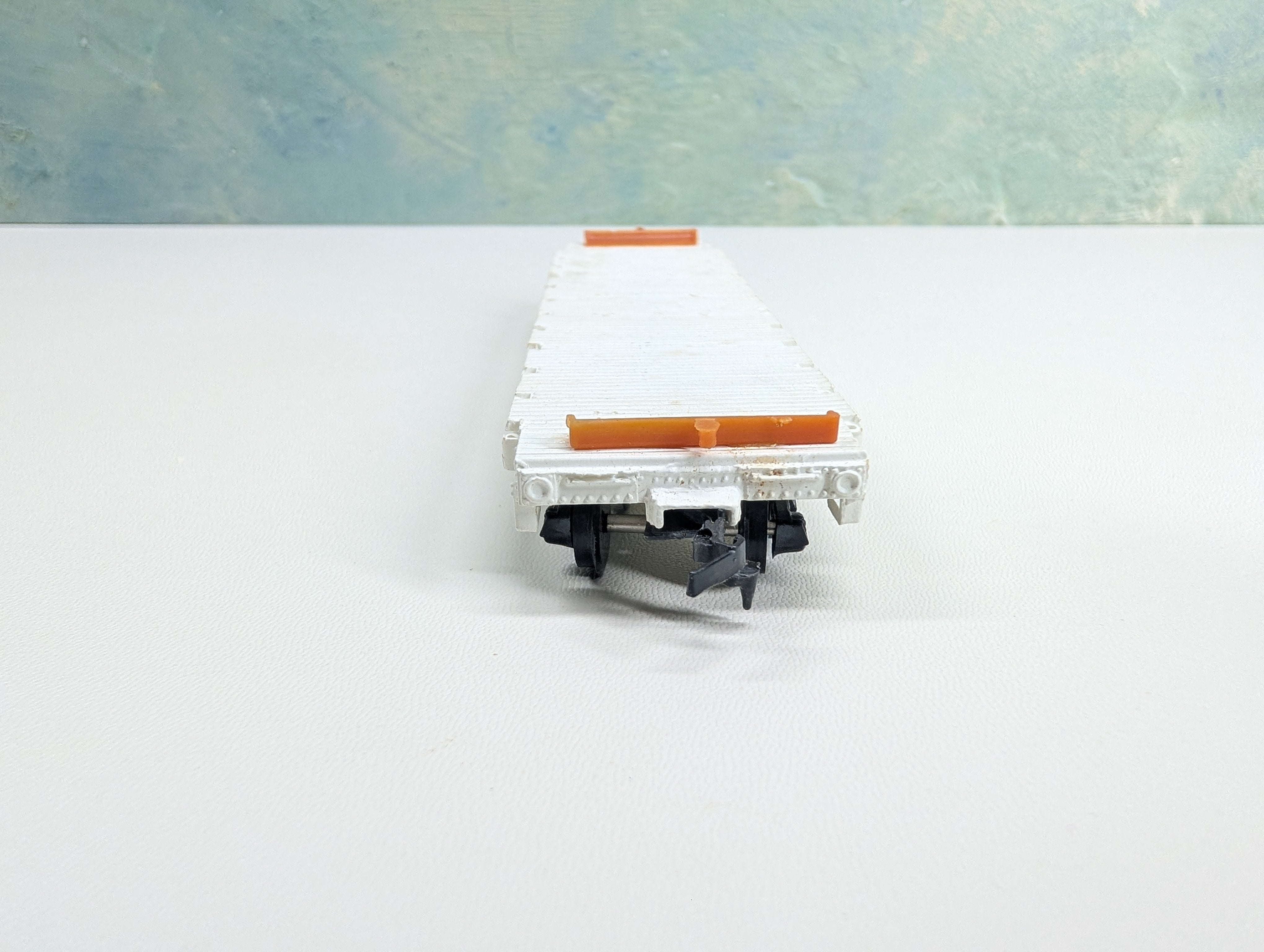 USED Life-Like HO Scale 40' Circus Flat Car Clyde Beatty