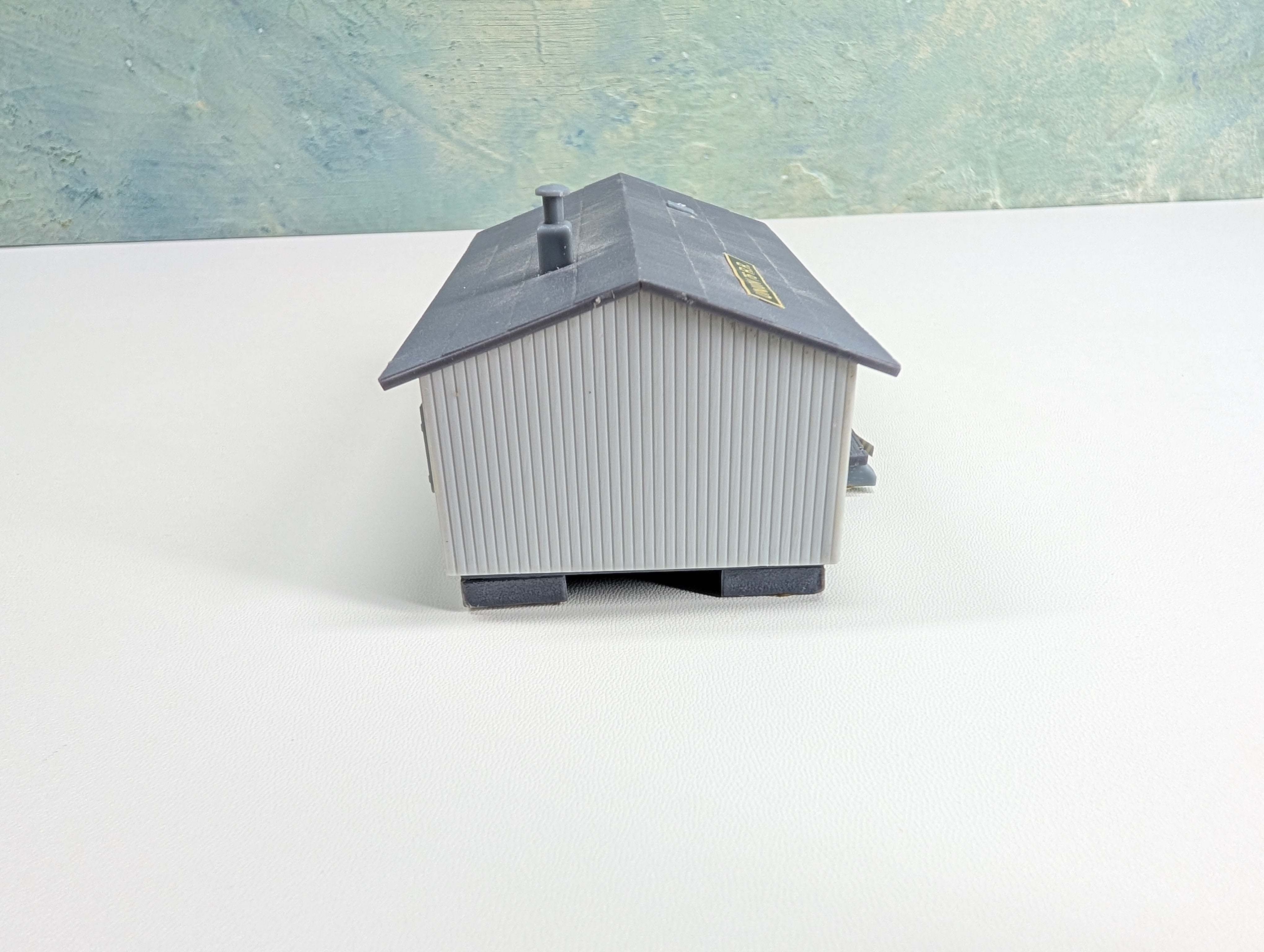 USED HO Scale Union 76 RR Freight Station