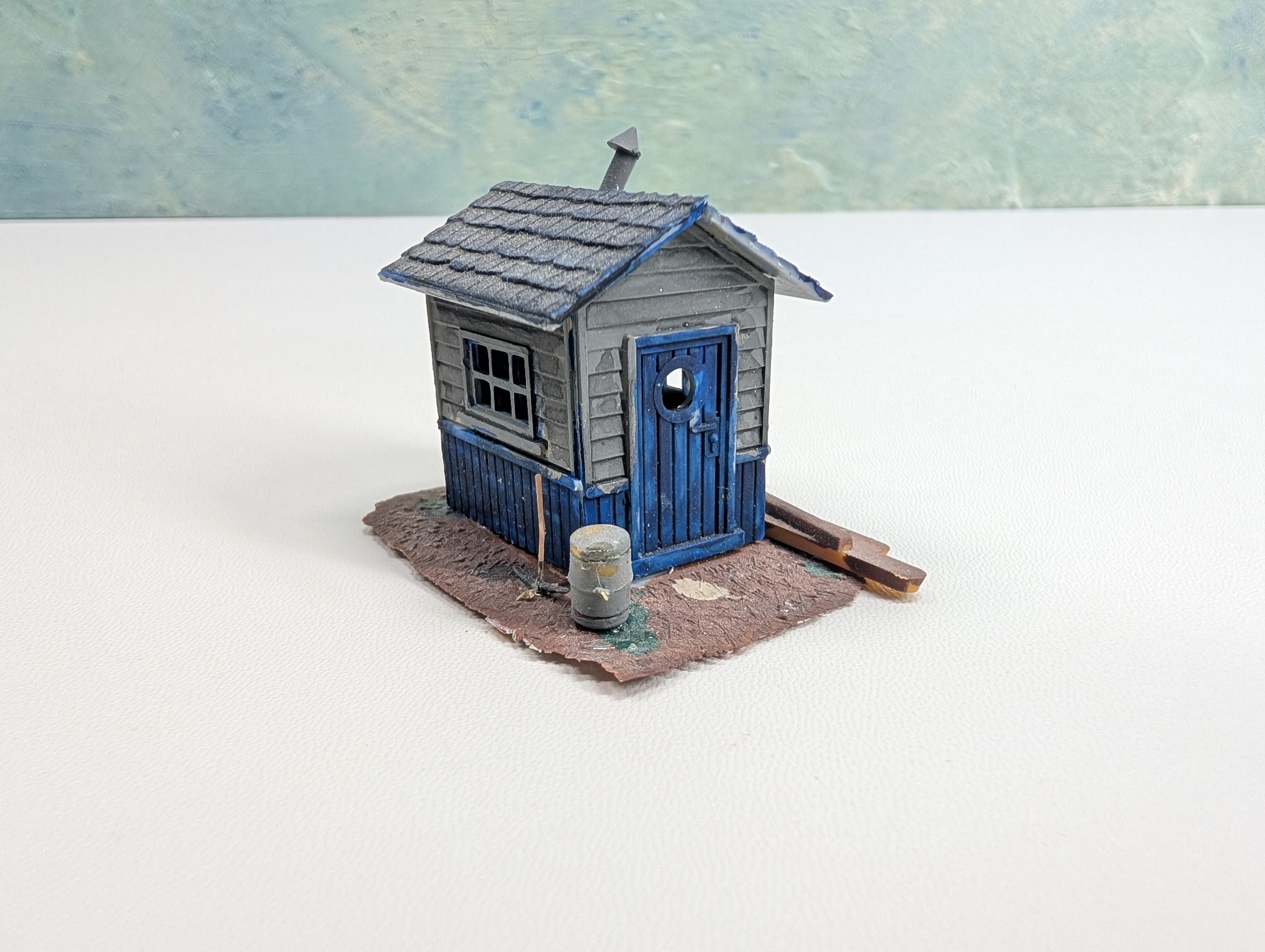USED HO Scale Trackside Shed