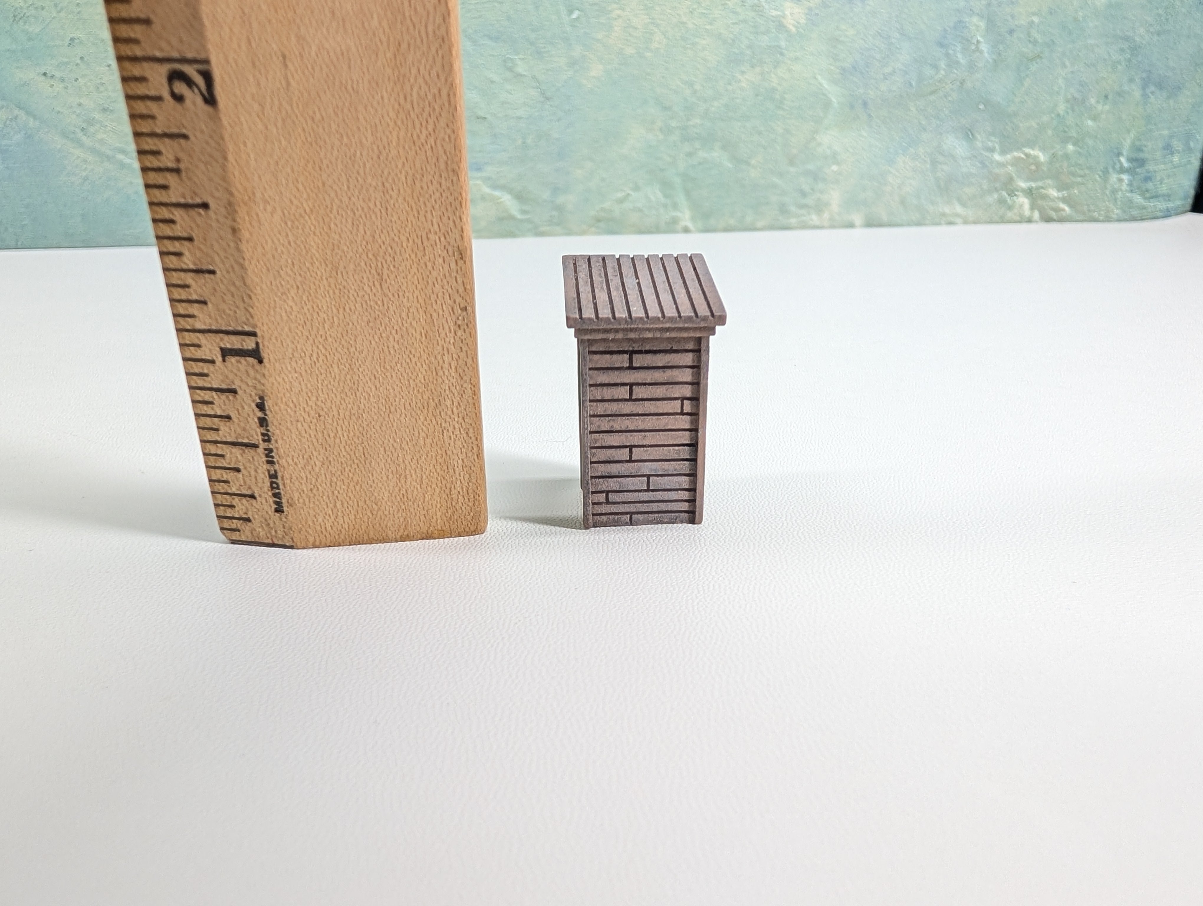 USED IMEX HO Scale Outhouse
