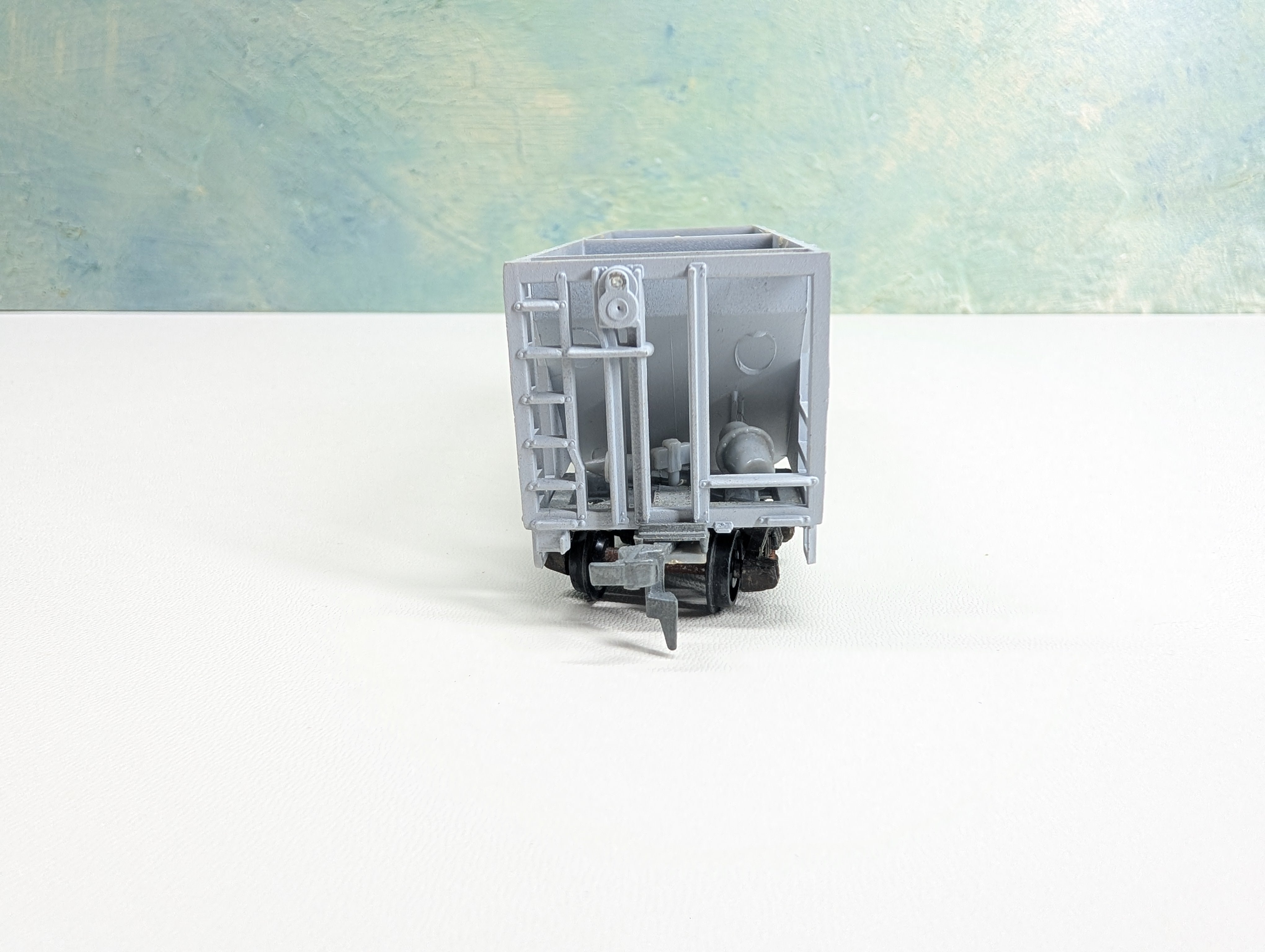 USED Roundhouse HO Scale Covered Hopper (no roof) Boraxo GACX #40228
