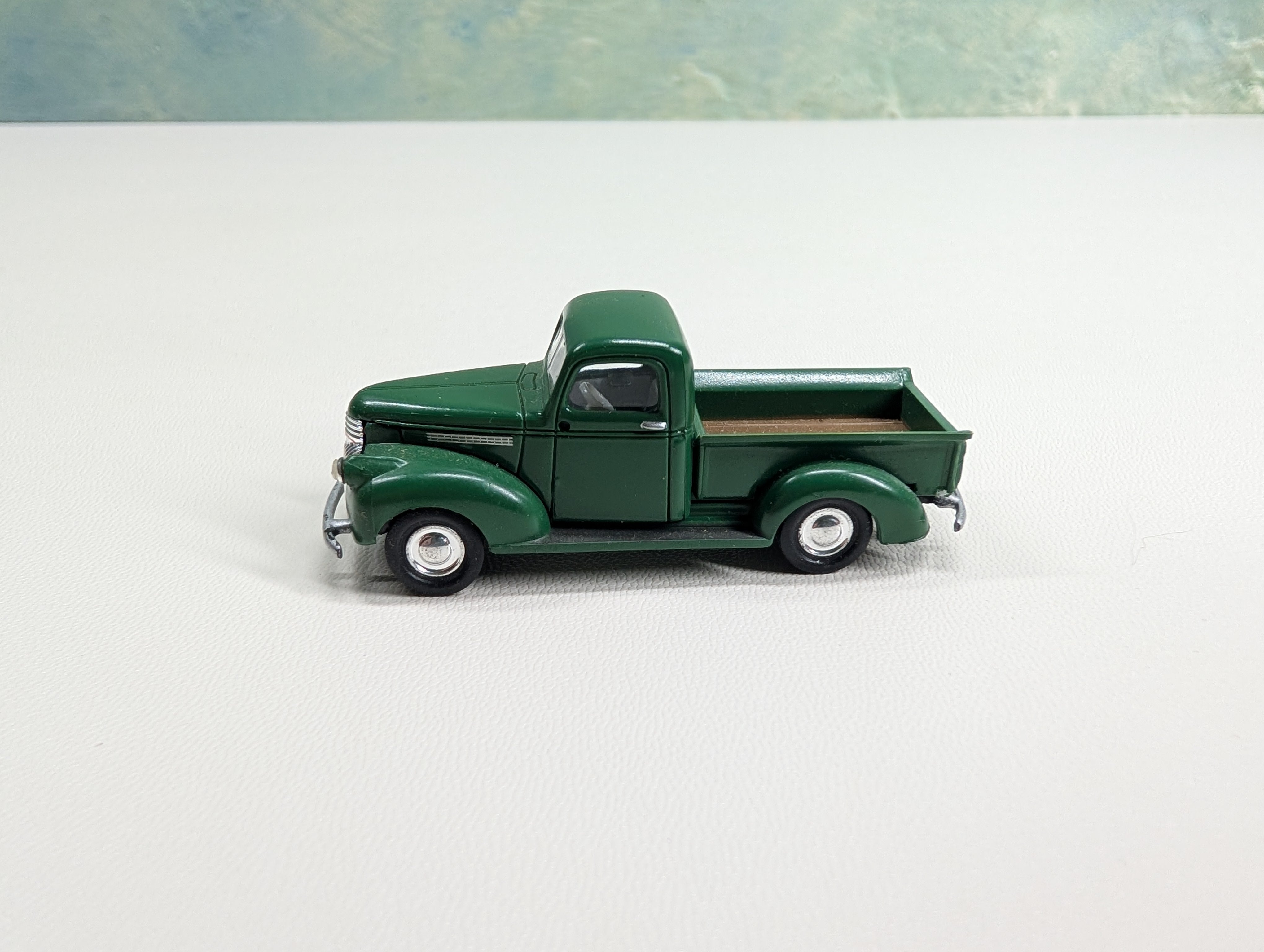 USED Classic Metal Works HO Scale GM Green Pick-Up Truck