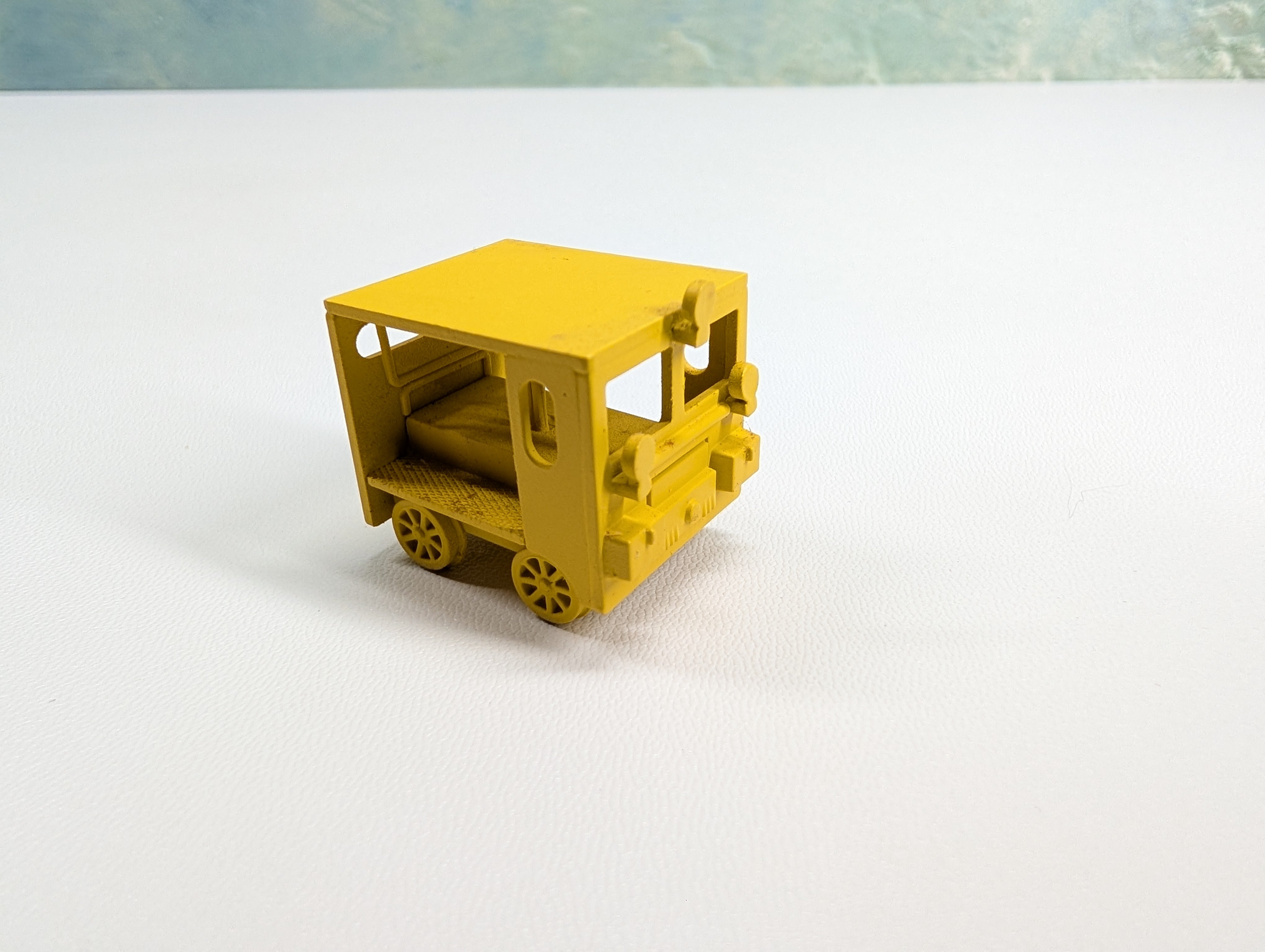 USED HO Scale Trackside Vehicle, Speeder Shed Vehicle